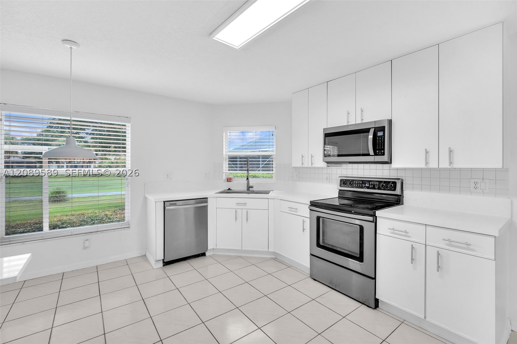 1637 SW 156TH AV #1637, Pembroke Pines FL 33027
