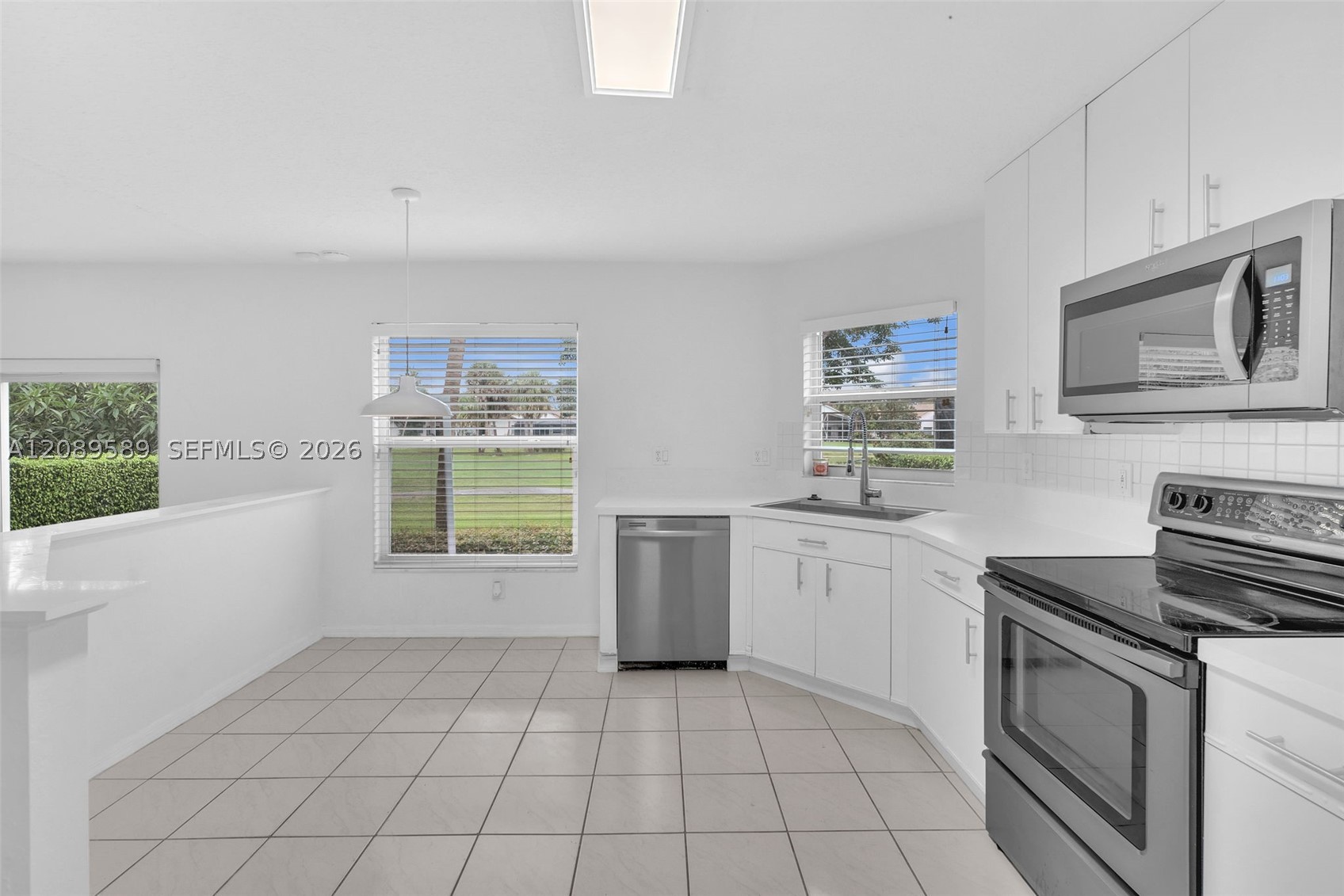 1637 SW 156TH AV #1637, Pembroke Pines FL 33027