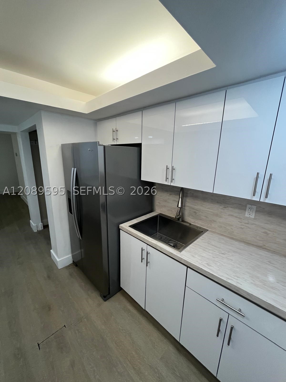 1400 W 39th Pl #1400, Hialeah FL 33012