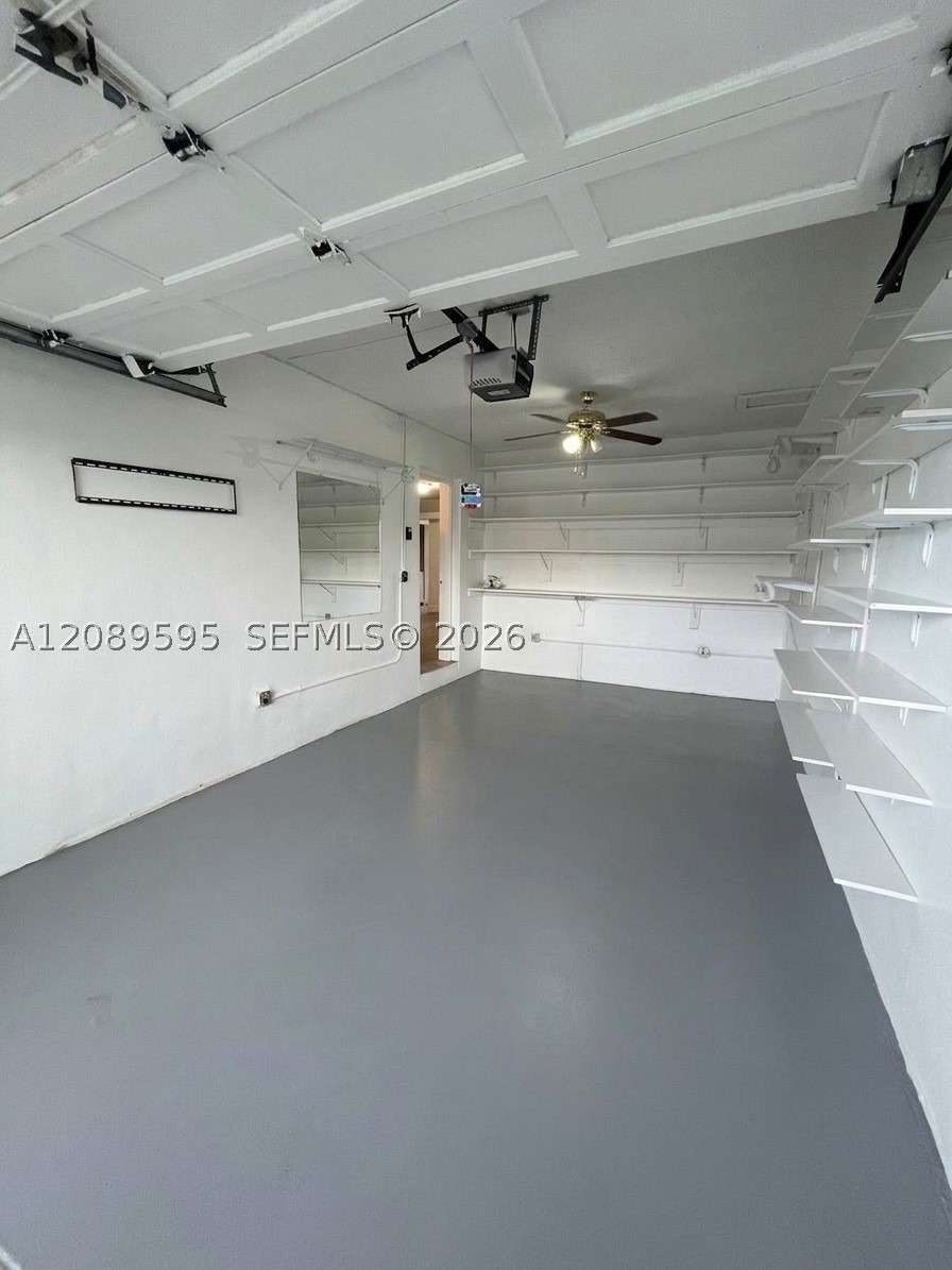 1400 W 39th Pl #1400, Hialeah FL 33012