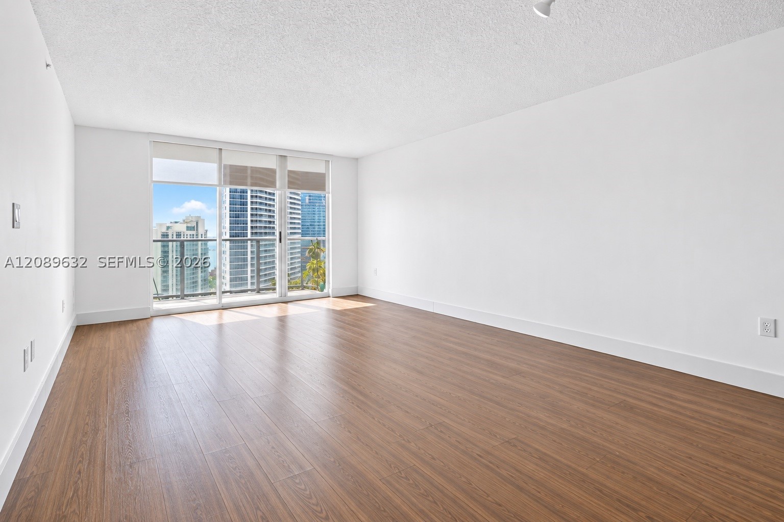 1155 Brickell Bay Dr #2905, Miami FL 33131