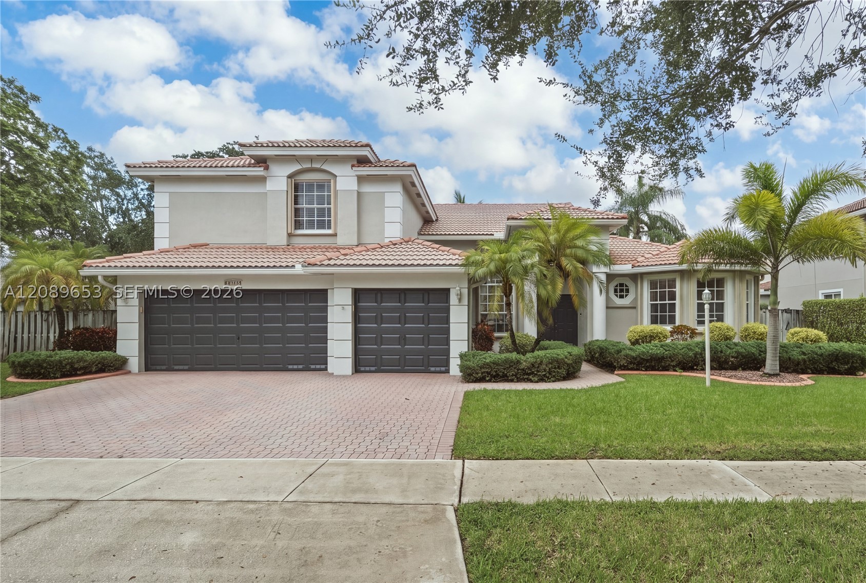 13875 NW 20th St, Pembroke Pines FL 33028