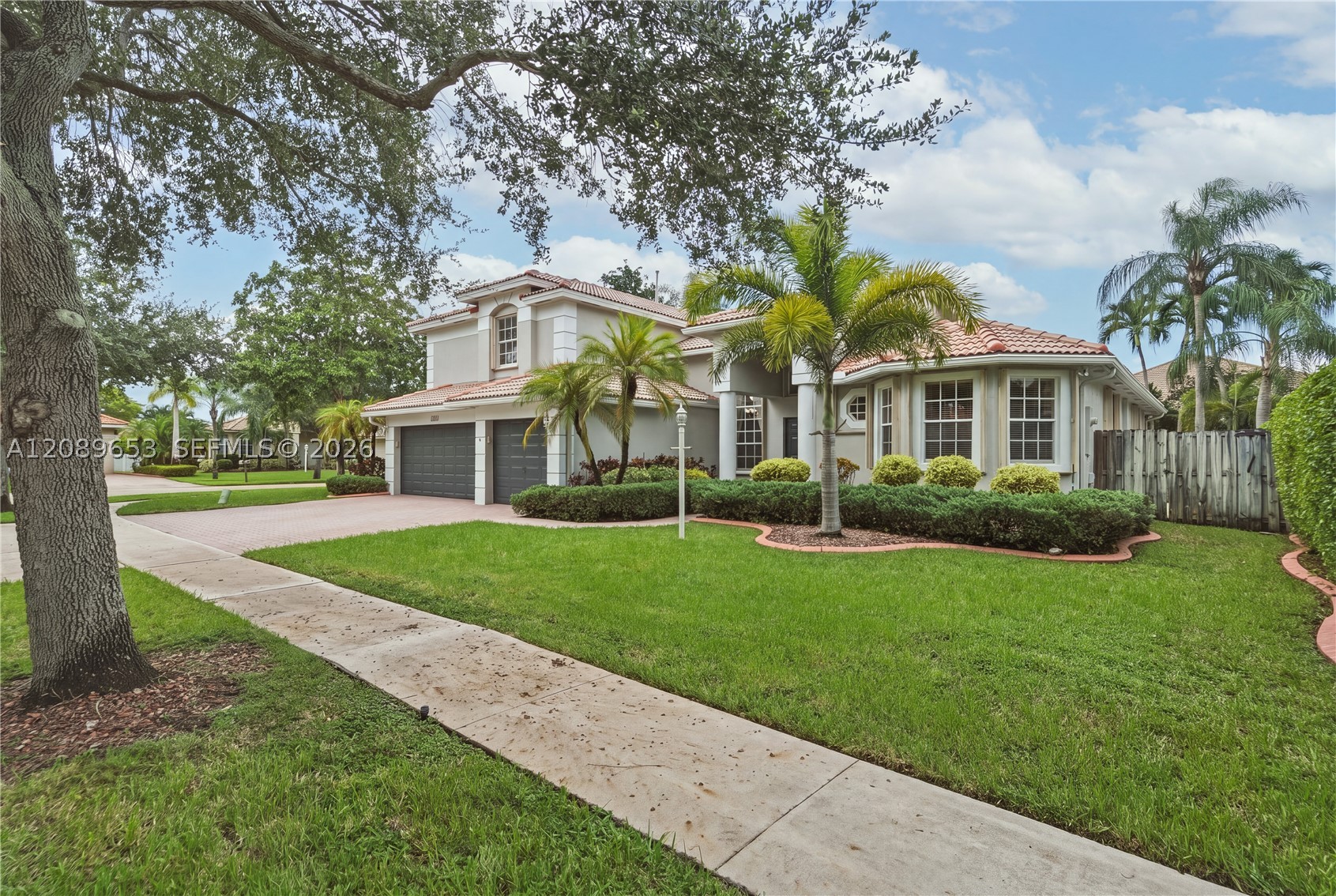 13875 NW 20th St, Pembroke Pines FL 33028