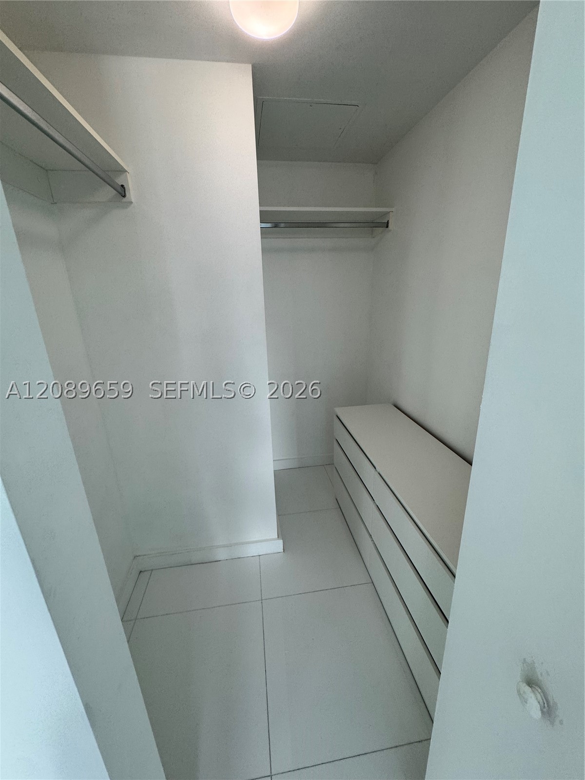 1300 S Miami Ave #1811, Miami FL 33130