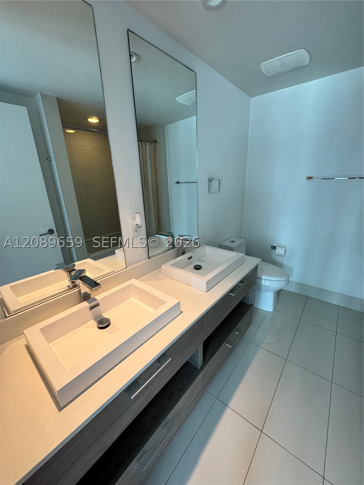 1300 S Miami Ave #1811, Miami FL 33130