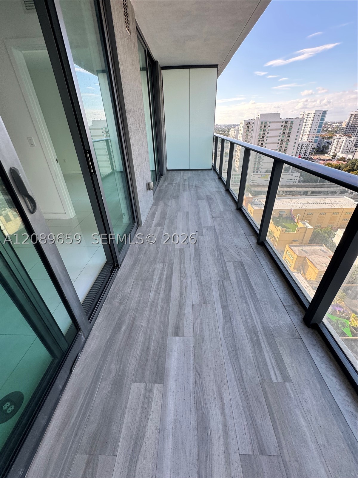 1300 S Miami Ave #1811, Miami FL 33130