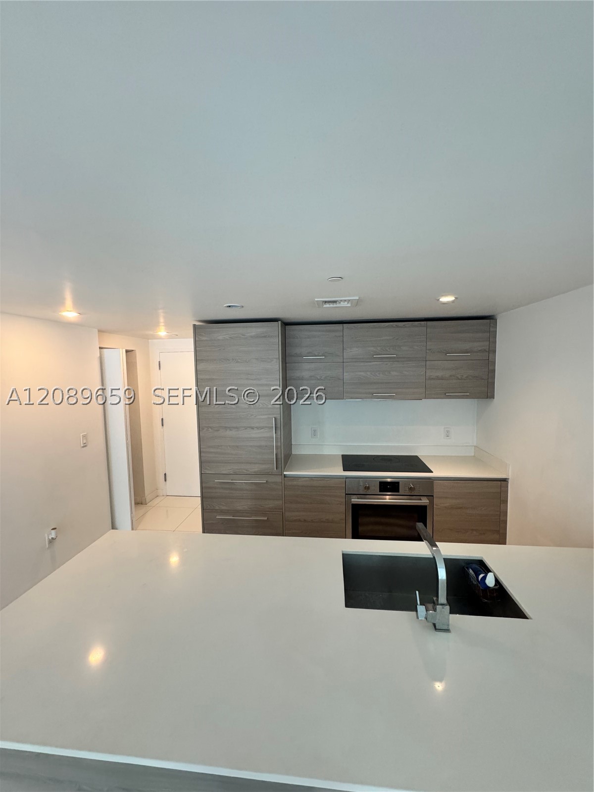 1300 S Miami Ave #1811, Miami FL 33130