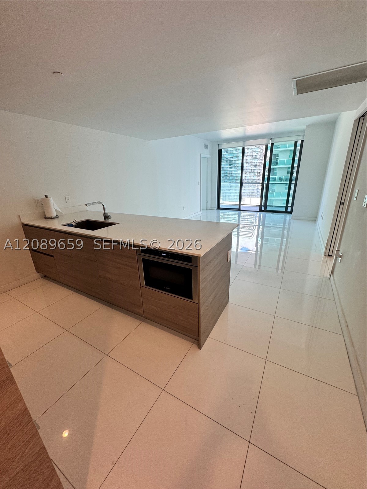 1300 S Miami Ave #1811, Miami FL 33130