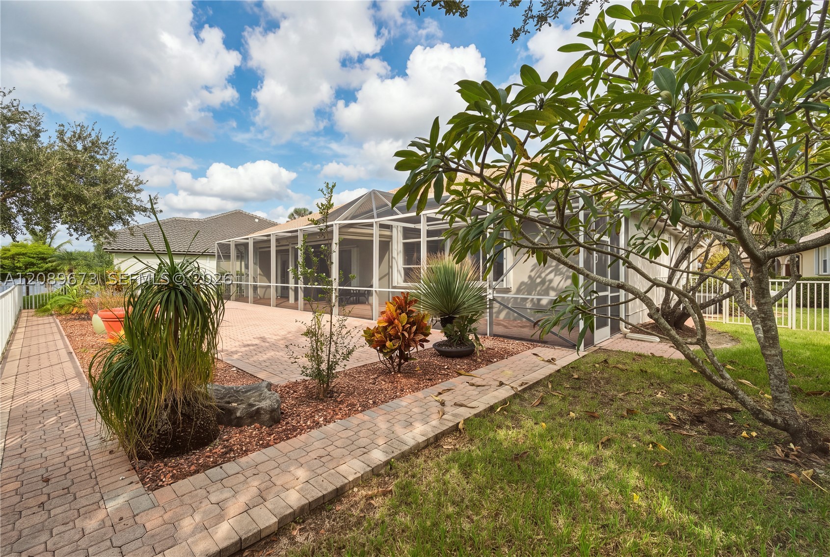 12922 NW 20th St, Pembroke Pines FL 33028