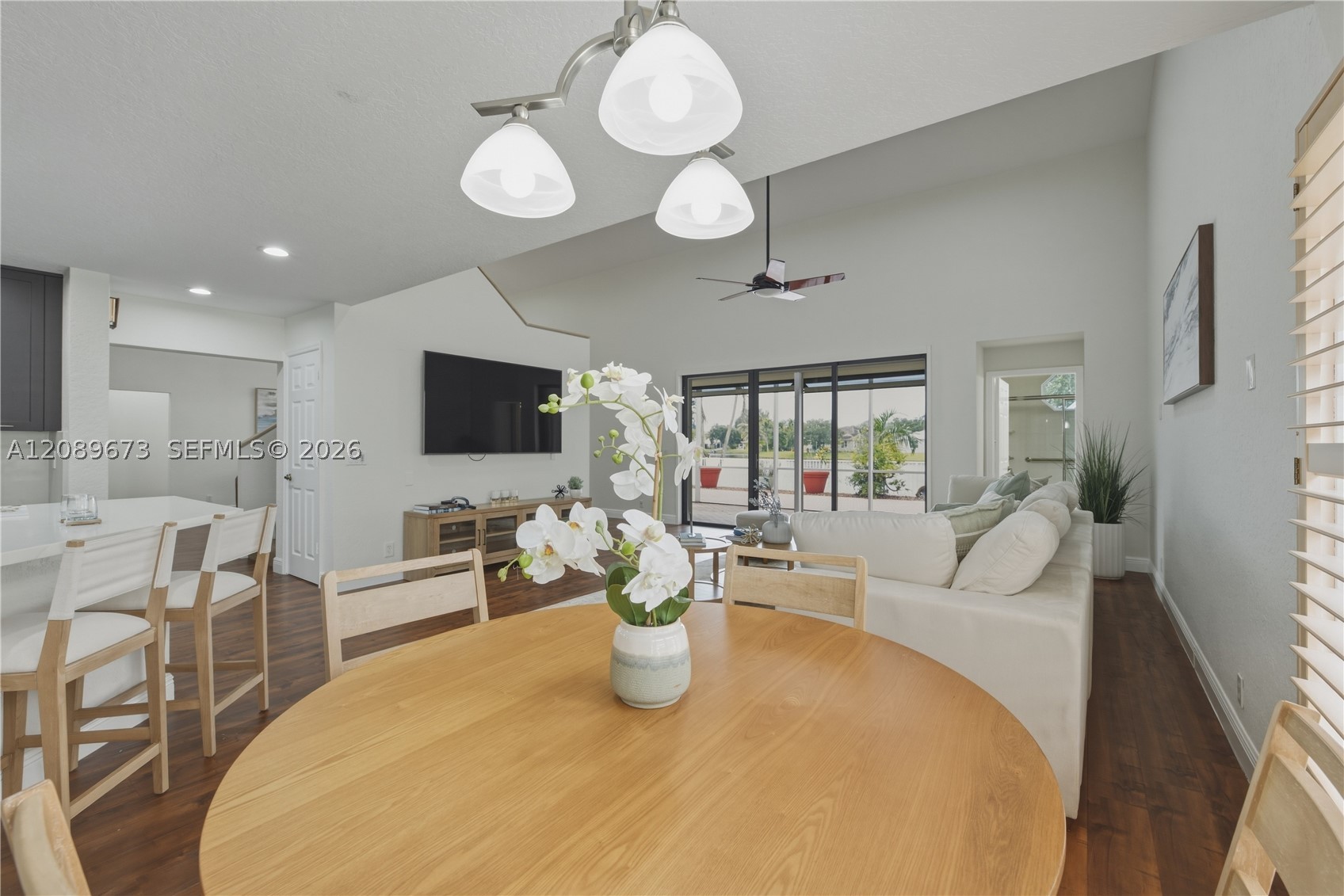 12922 NW 20th St, Pembroke Pines FL 33028