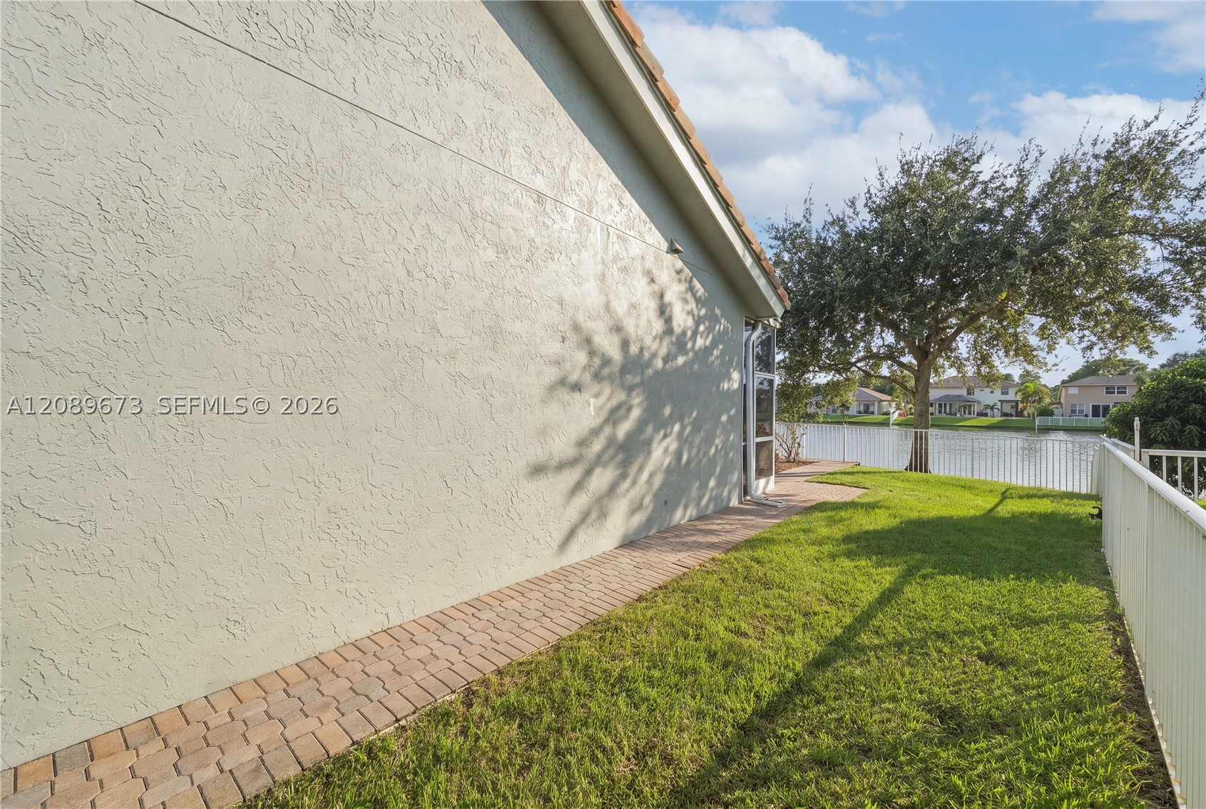 12922 NW 20th St, Pembroke Pines FL 33028