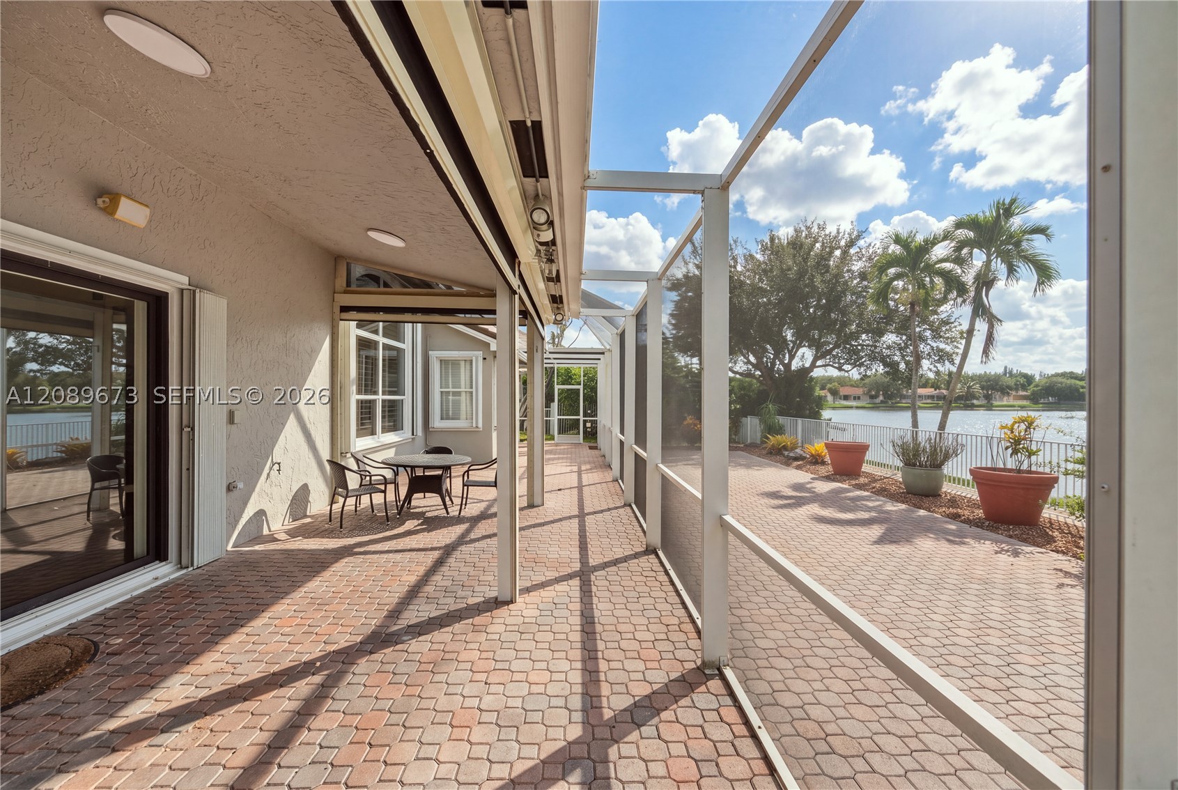12922 NW 20th St, Pembroke Pines FL 33028