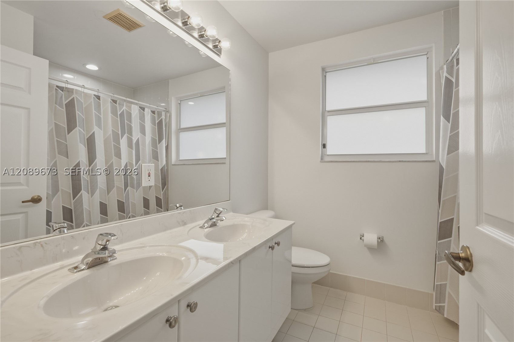 12922 NW 20th St, Pembroke Pines FL 33028