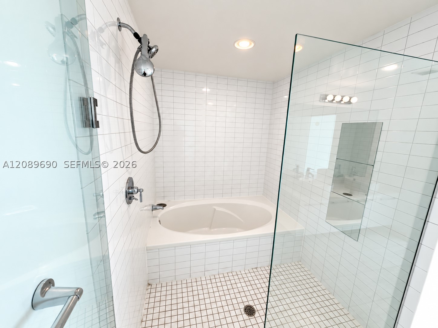888 Biscayne Blvd #3306, Miami FL 33132