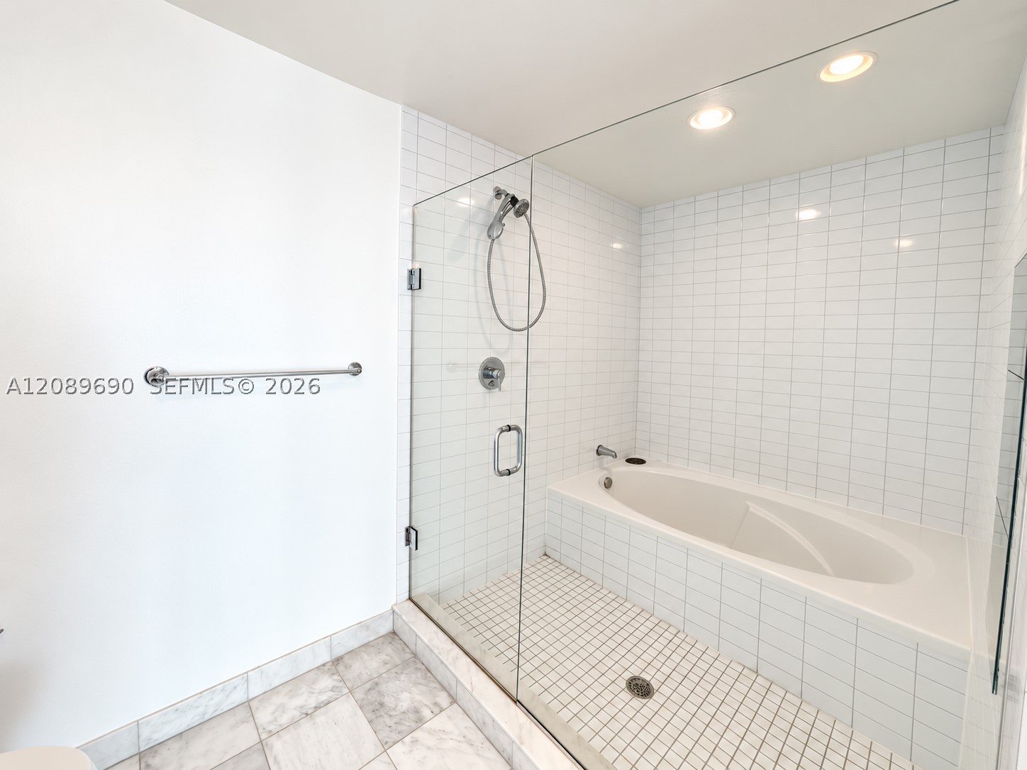 888 Biscayne Blvd #3306, Miami FL 33132