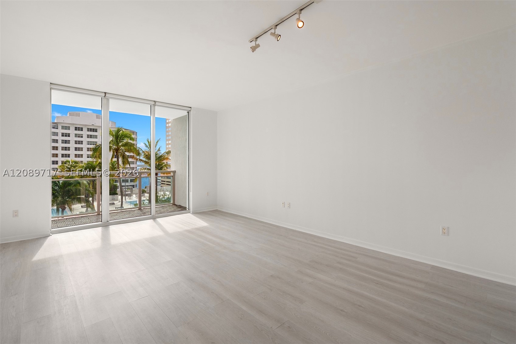 951 Brickell Ave #1202, Miami FL 33131