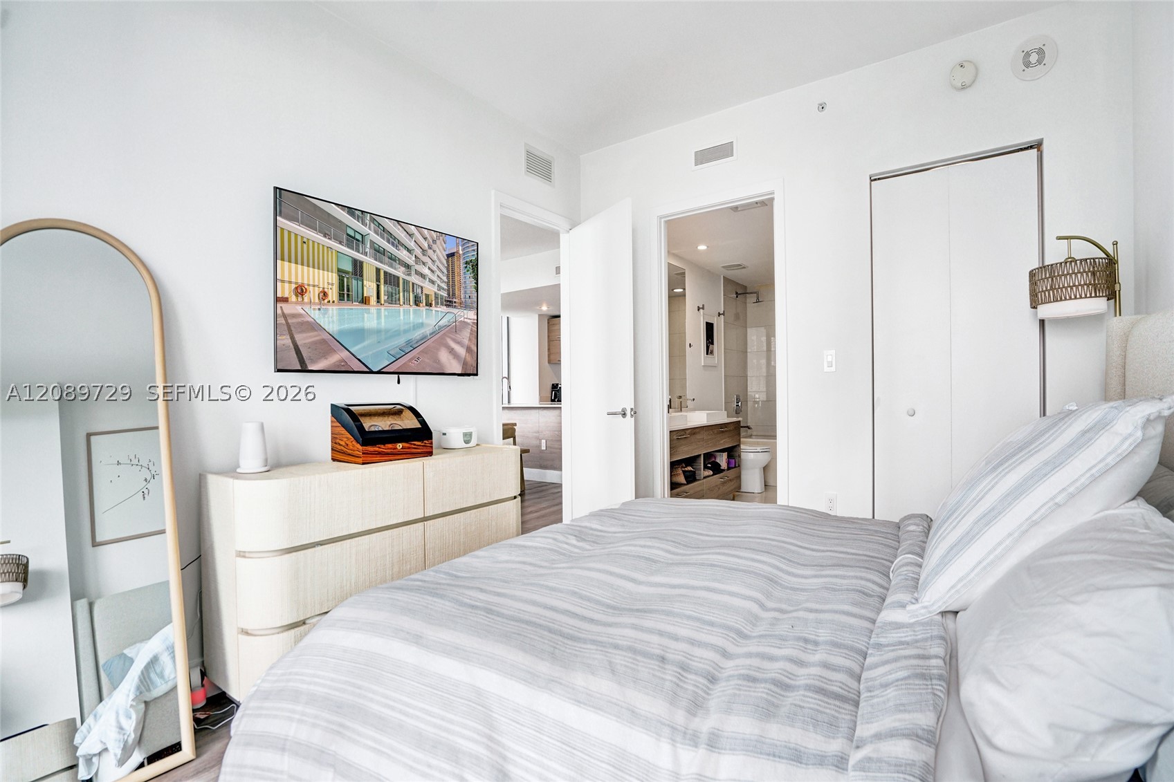 1300 S Miami Ave #2306, Miami FL 33130