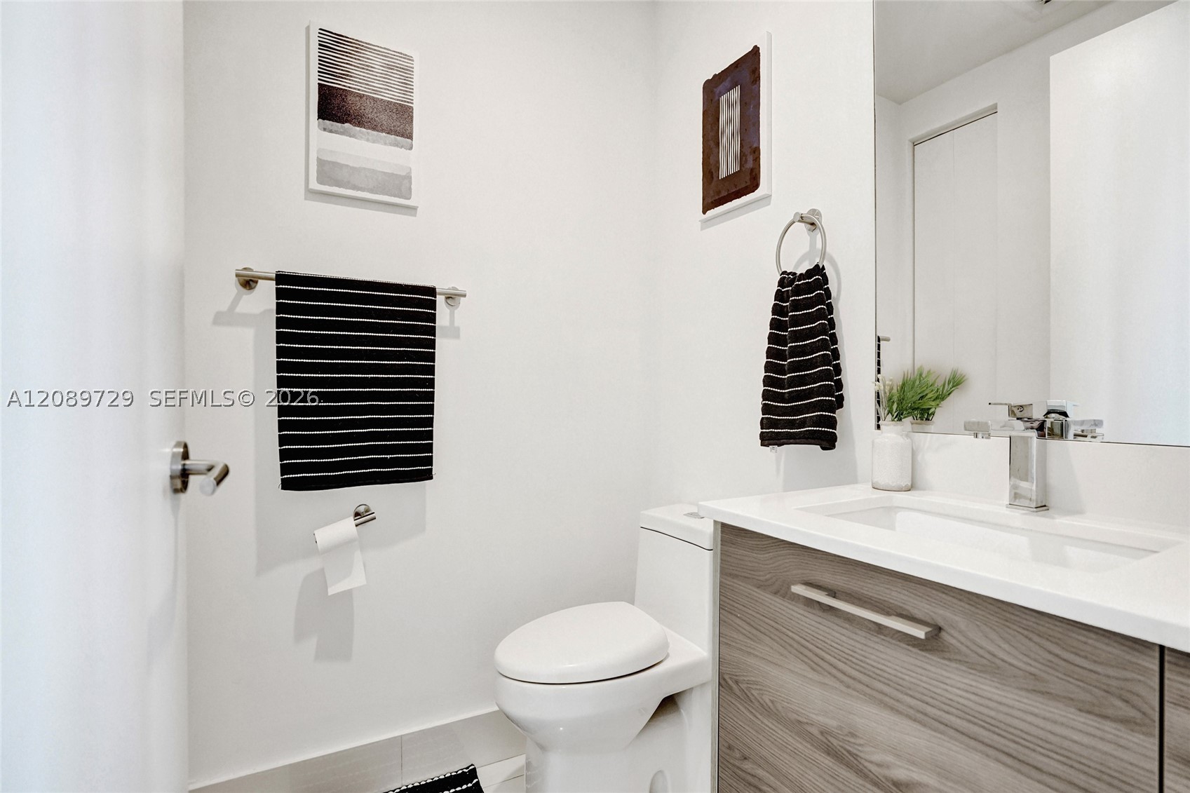 1300 S Miami Ave #2306, Miami FL 33130