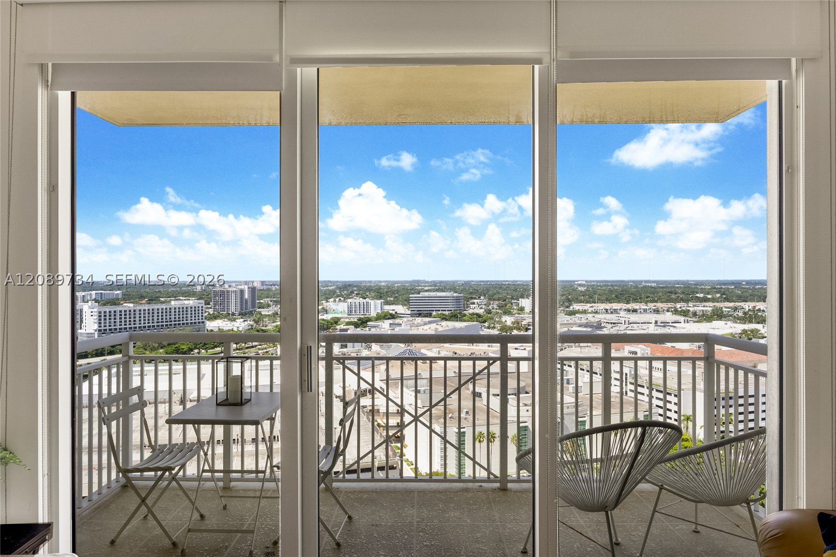 19501 W Country Club Dr #2412, Aventura FL 33180
