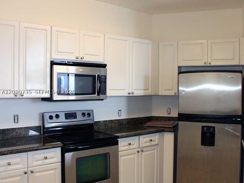 1 Glen Royal Pkwy #1401, Miami FL 33125
