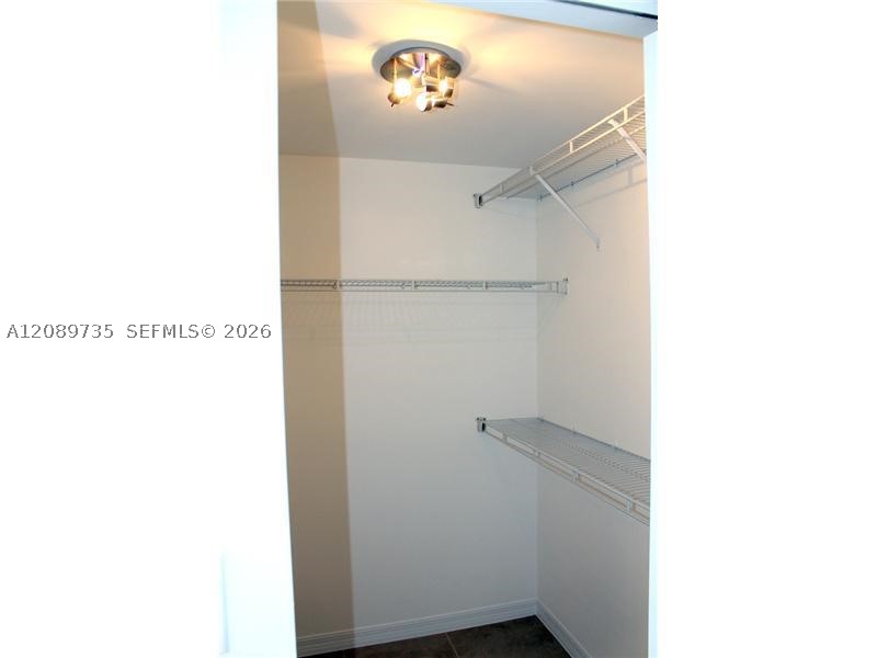 1 Glen Royal Pkwy #1401, Miami FL 33125