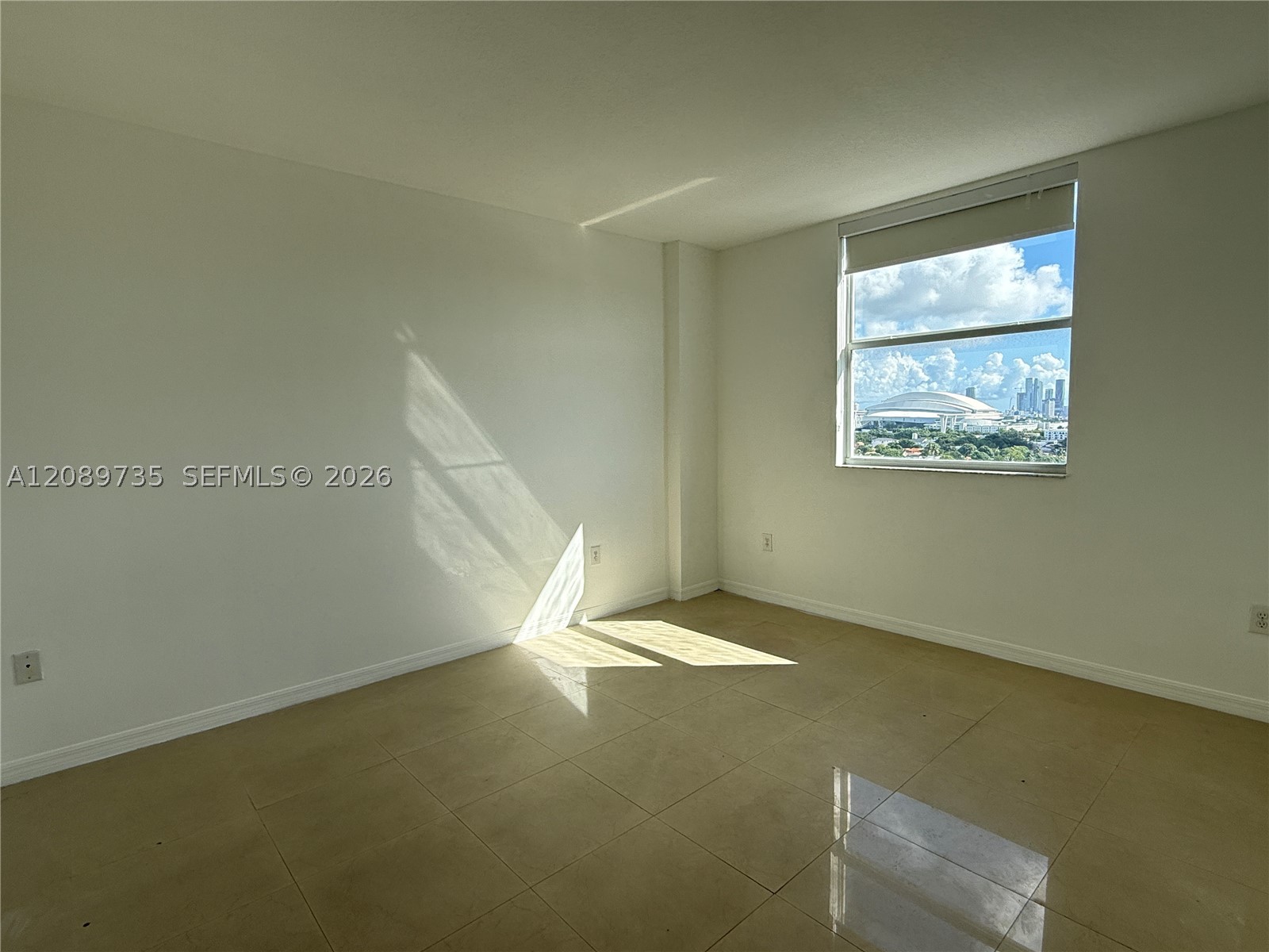 1 Glen Royal Pkwy #1401, Miami FL 33125