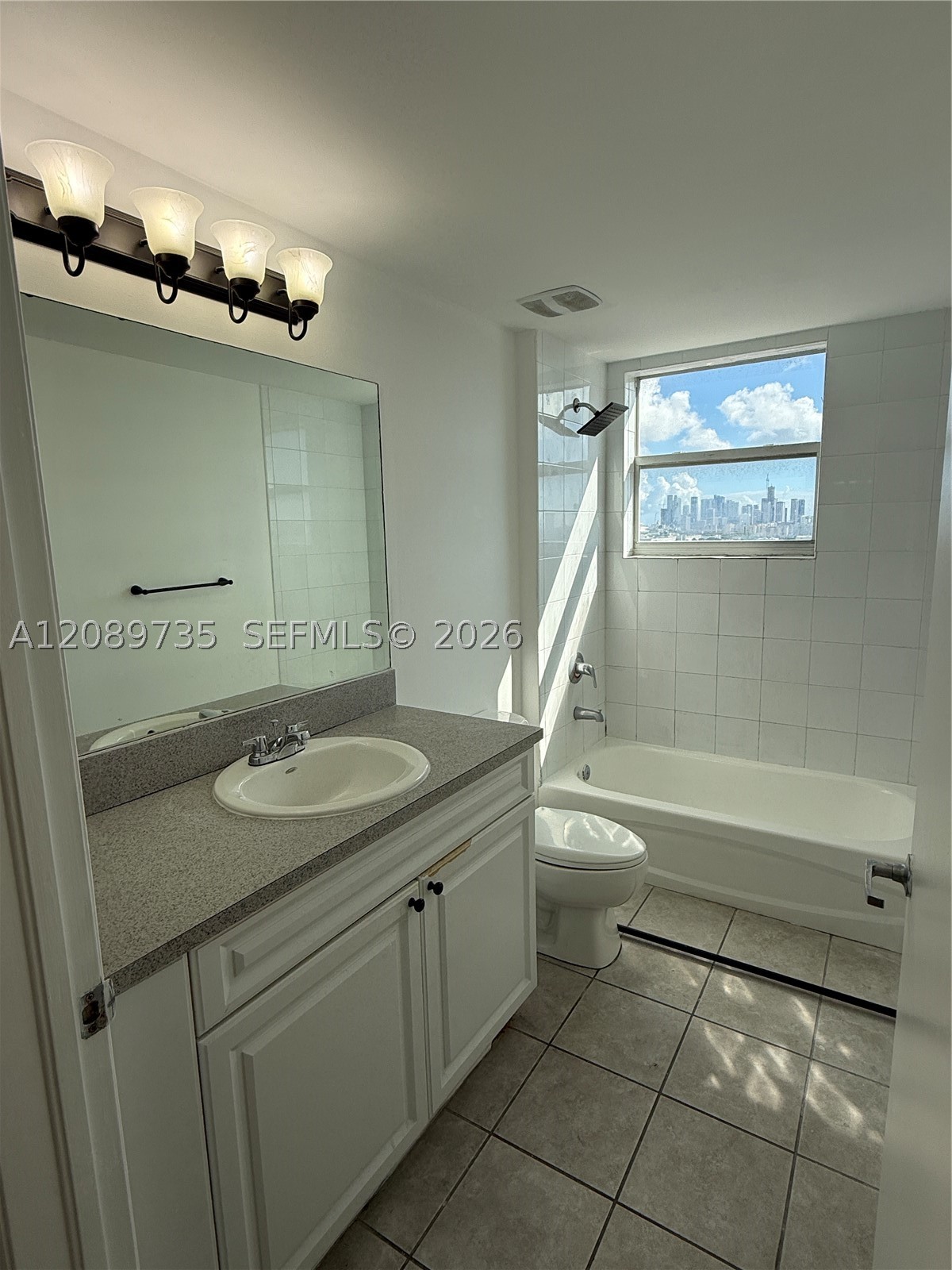 1 Glen Royal Pkwy #1401, Miami FL 33125
