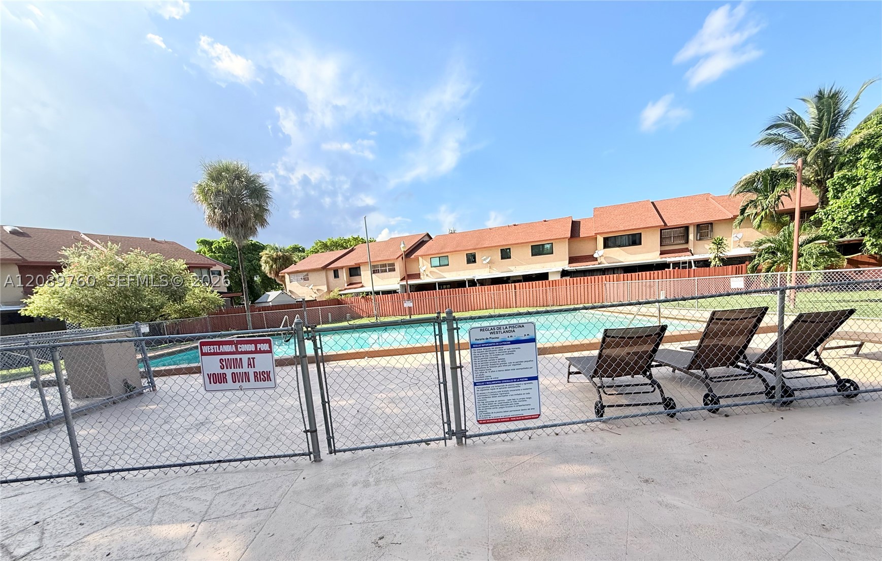 4085 W 8th Ct #82, Hialeah FL 33012