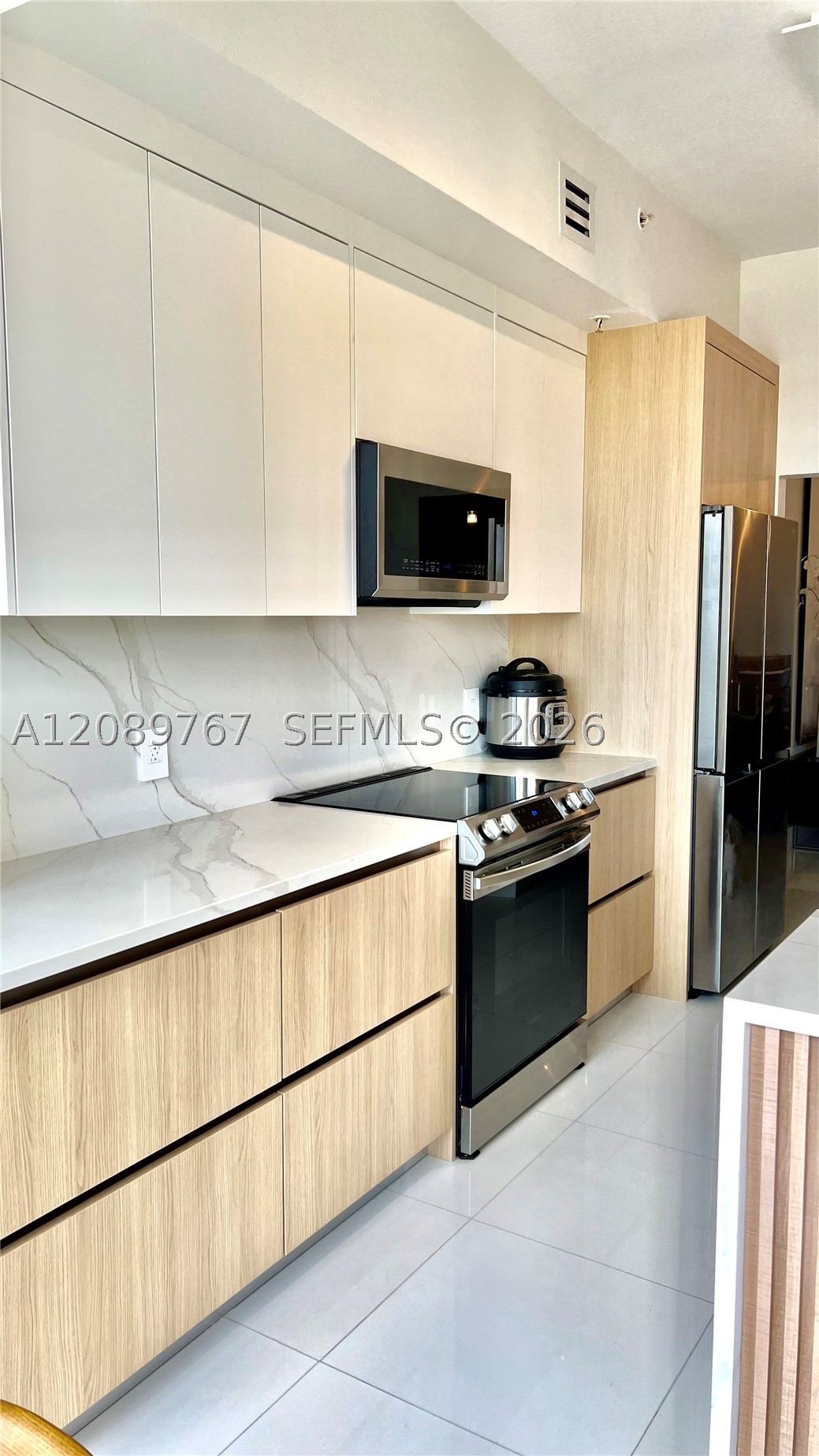 3001 NE 185th St #421, Aventura FL 33180