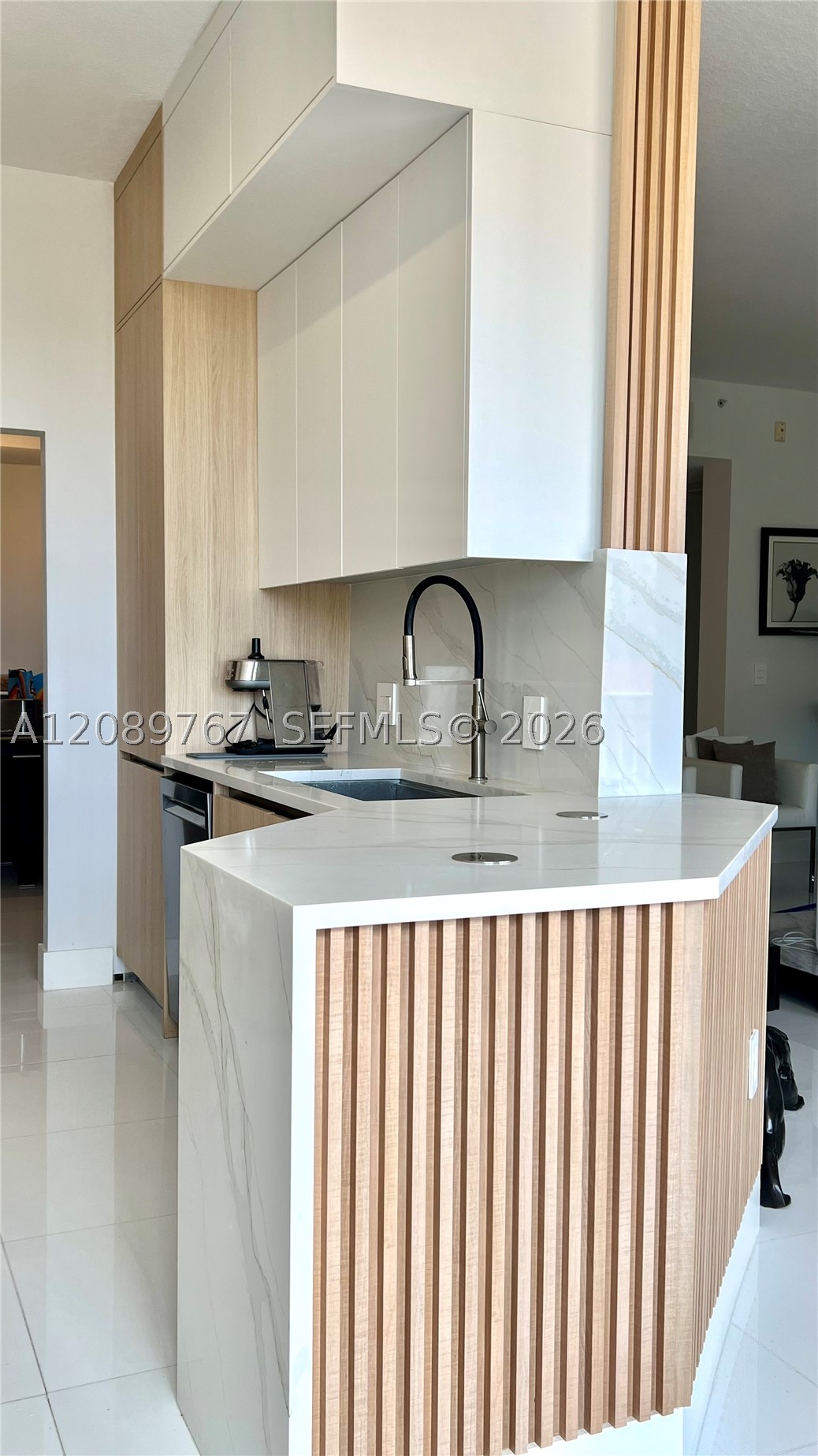 3001 NE 185th St #421, Aventura FL 33180