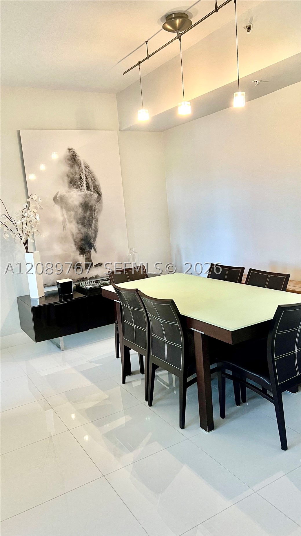 3001 NE 185th St #421, Aventura FL 33180