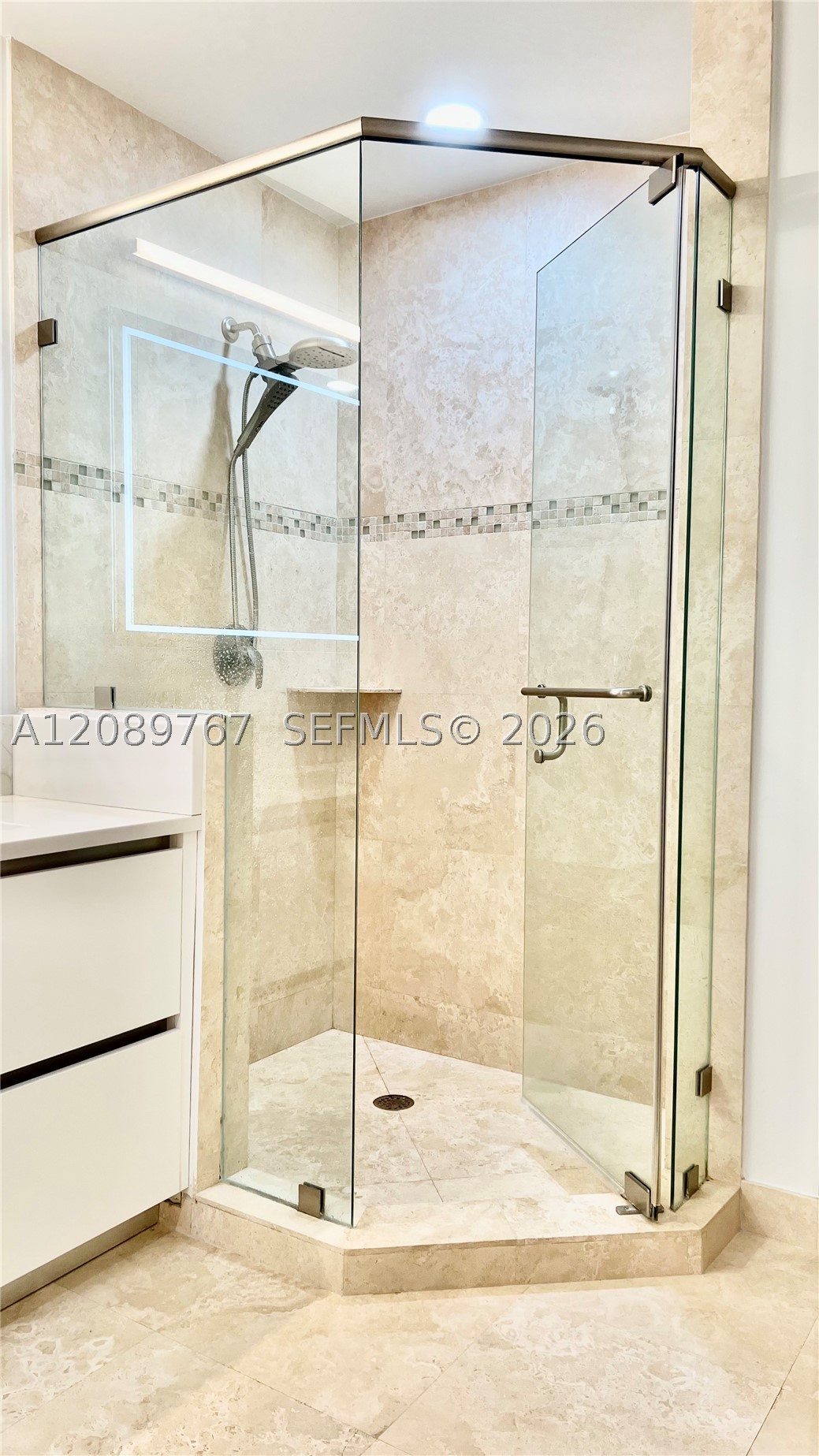 3001 NE 185th St #421, Aventura FL 33180