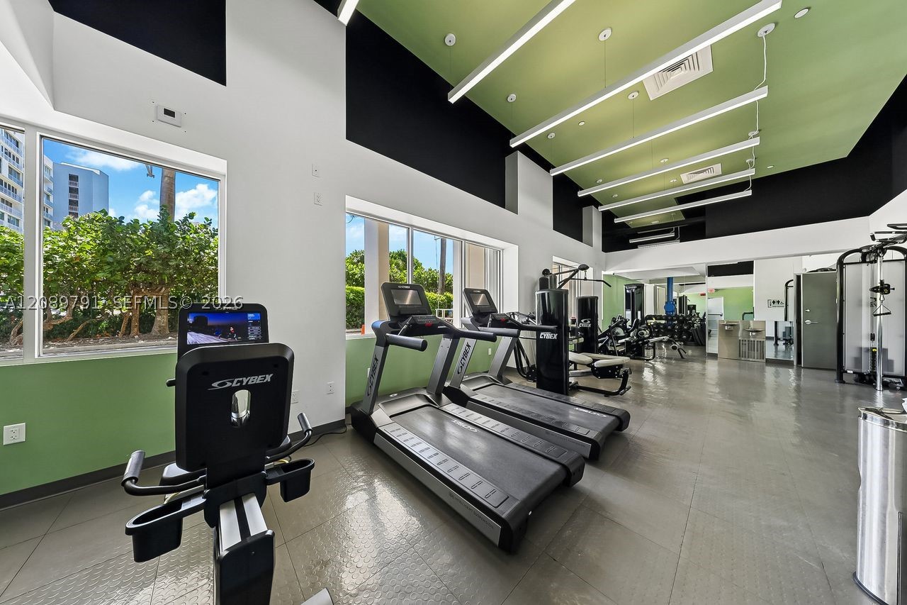 881 Ocean Dr #19C, Key Biscayne FL 33149