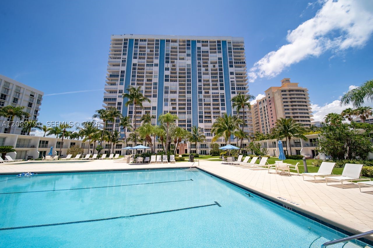 881 Ocean Dr #19C, Key Biscayne FL 33149