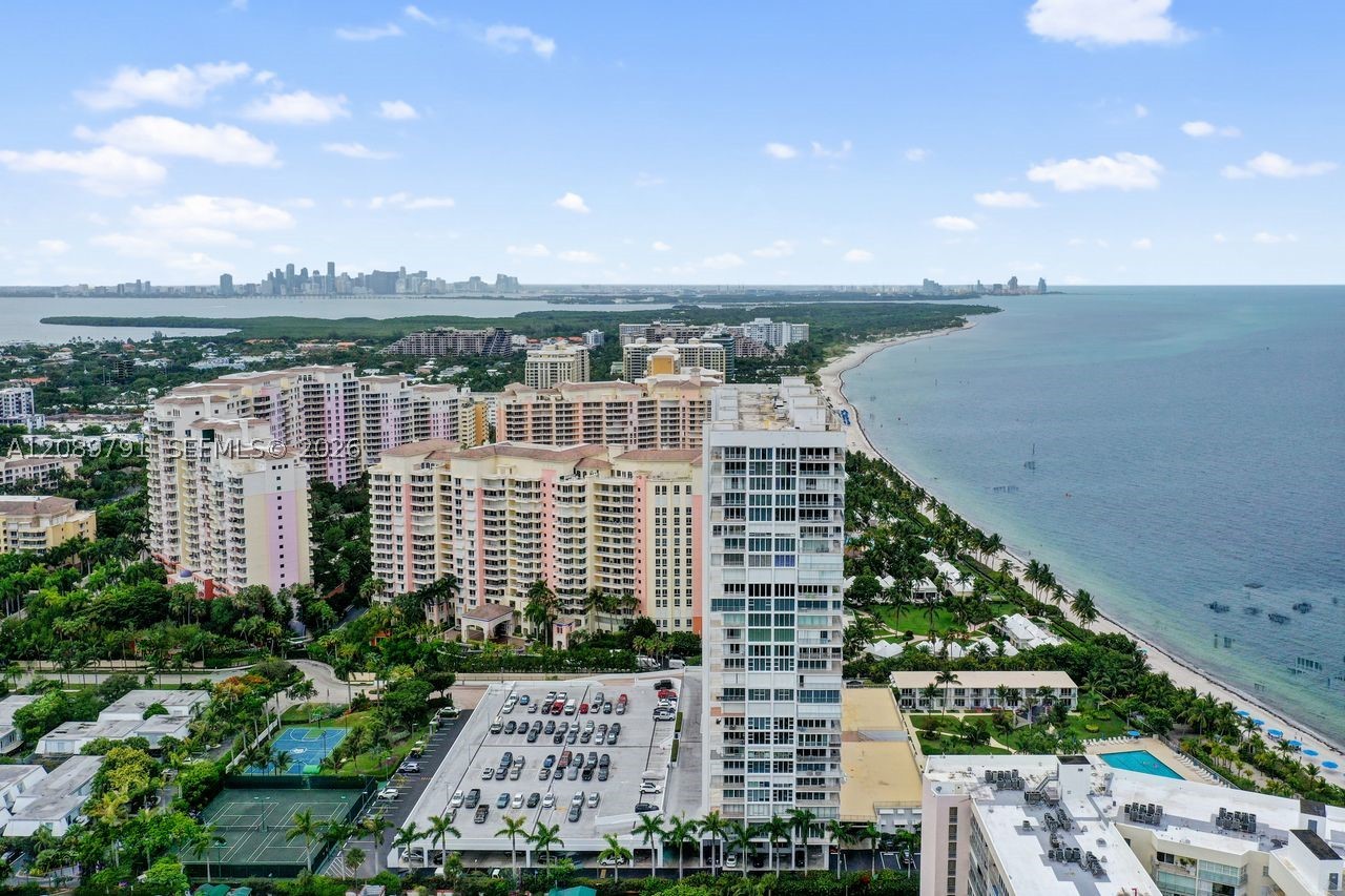 881 Ocean Dr #19C, Key Biscayne FL 33149