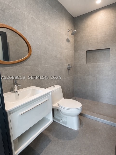 18700 NE 21st Ave, North Miami Beach FL 33179