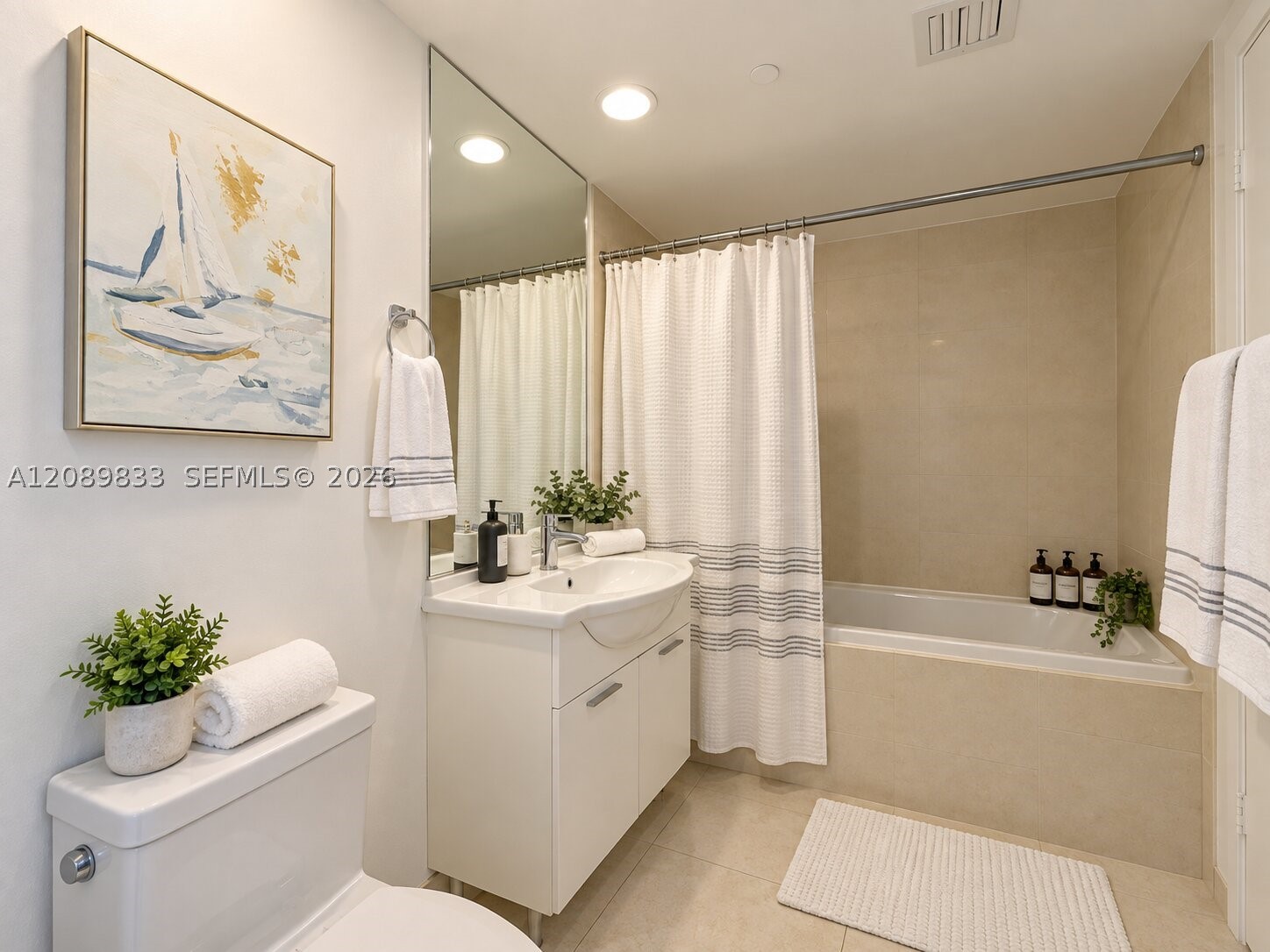 485 Brickell Avenue #1611, Miami FL 33131