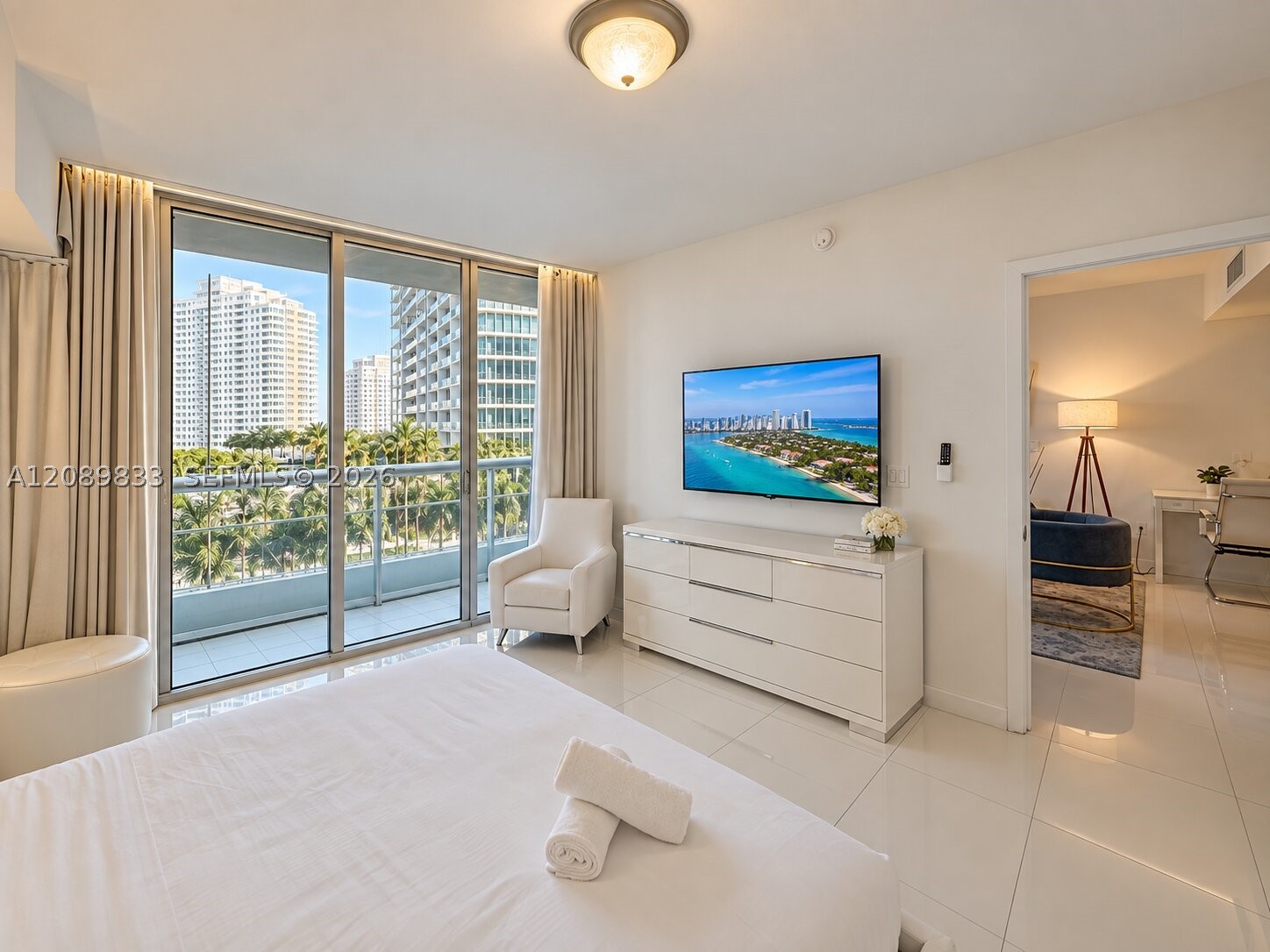 485 Brickell Avenue #1611, Miami FL 33131