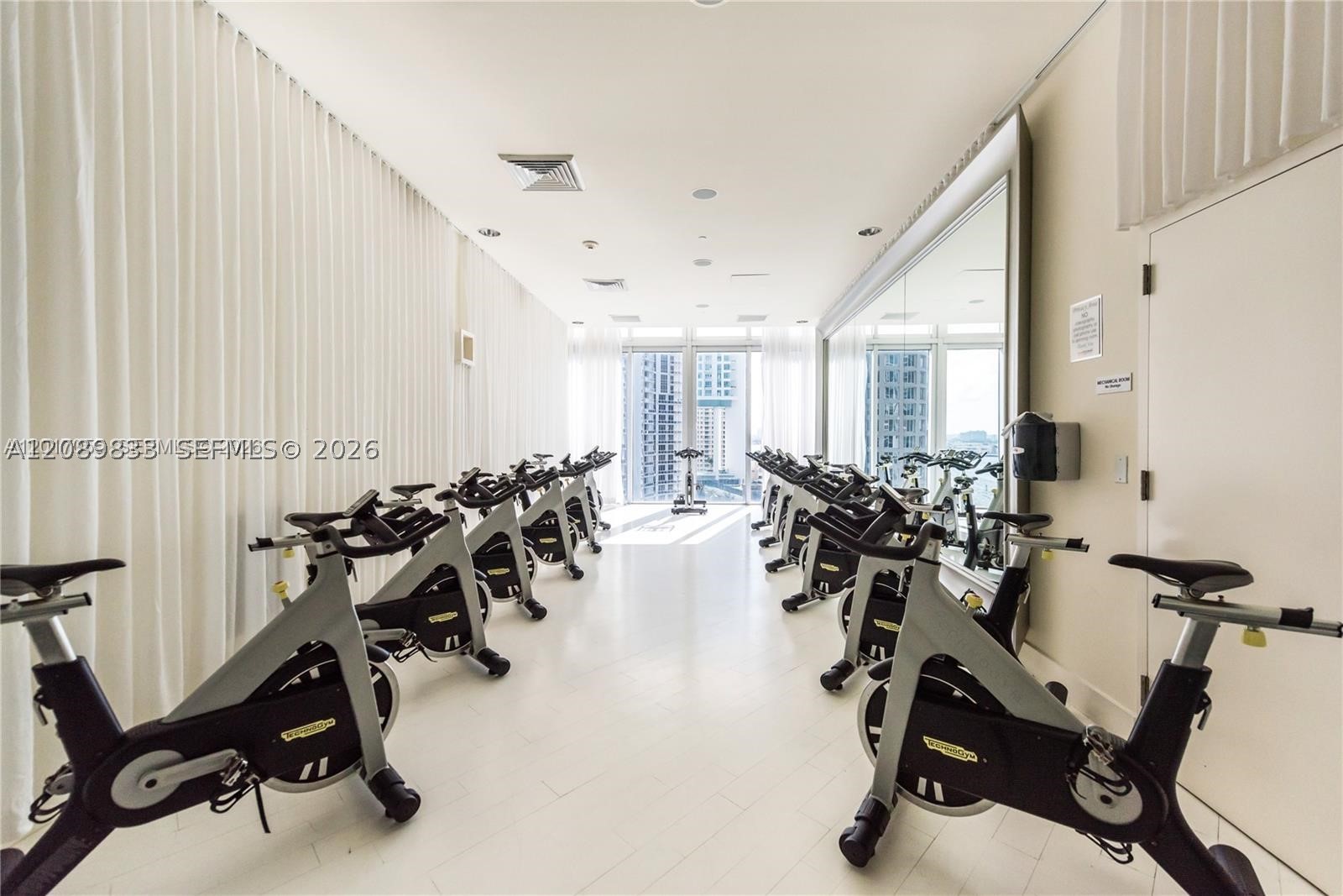 485 Brickell Avenue #1611, Miami FL 33131