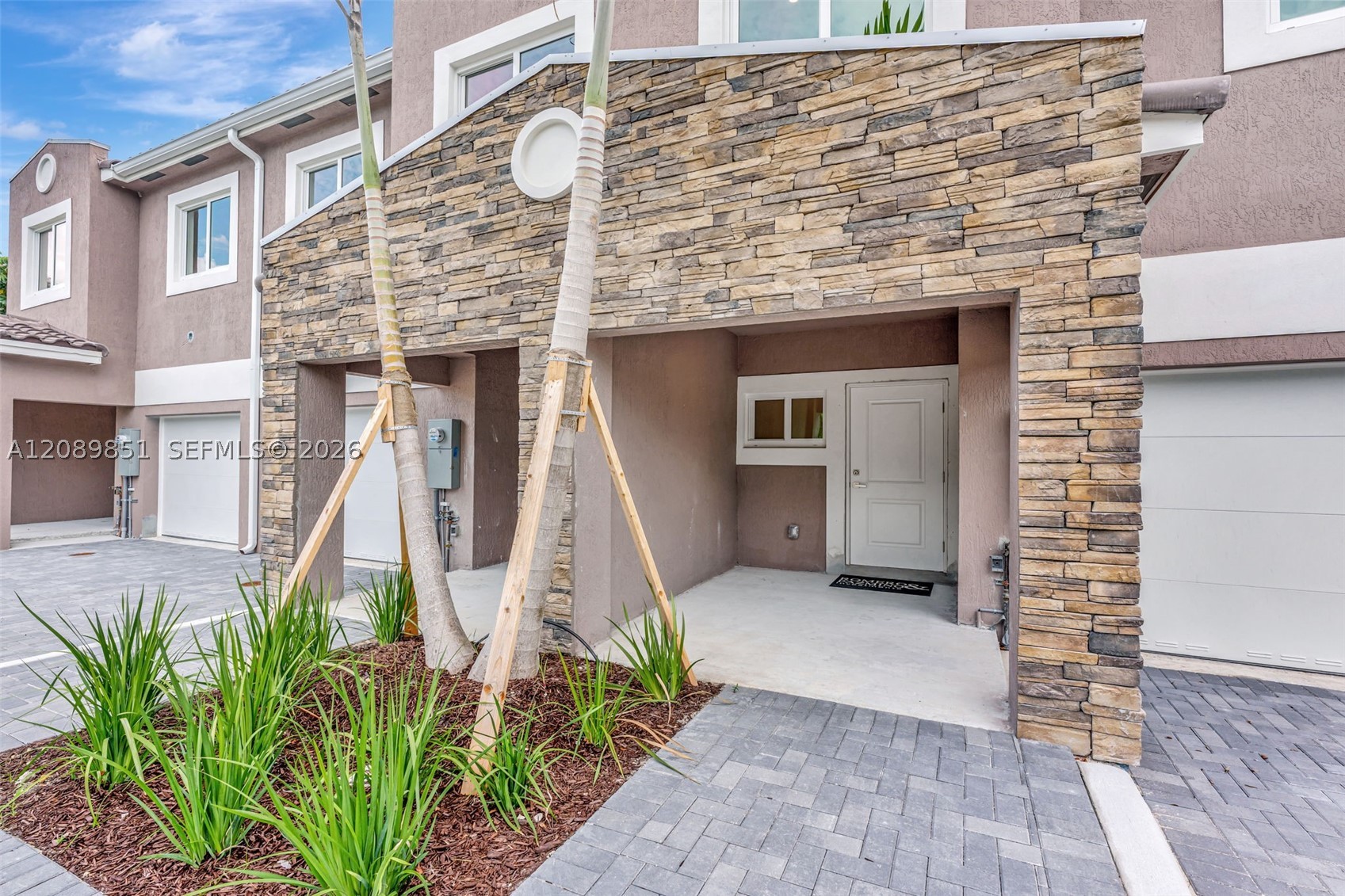1533 NW 94th Way, Coral Springs FL 33071
