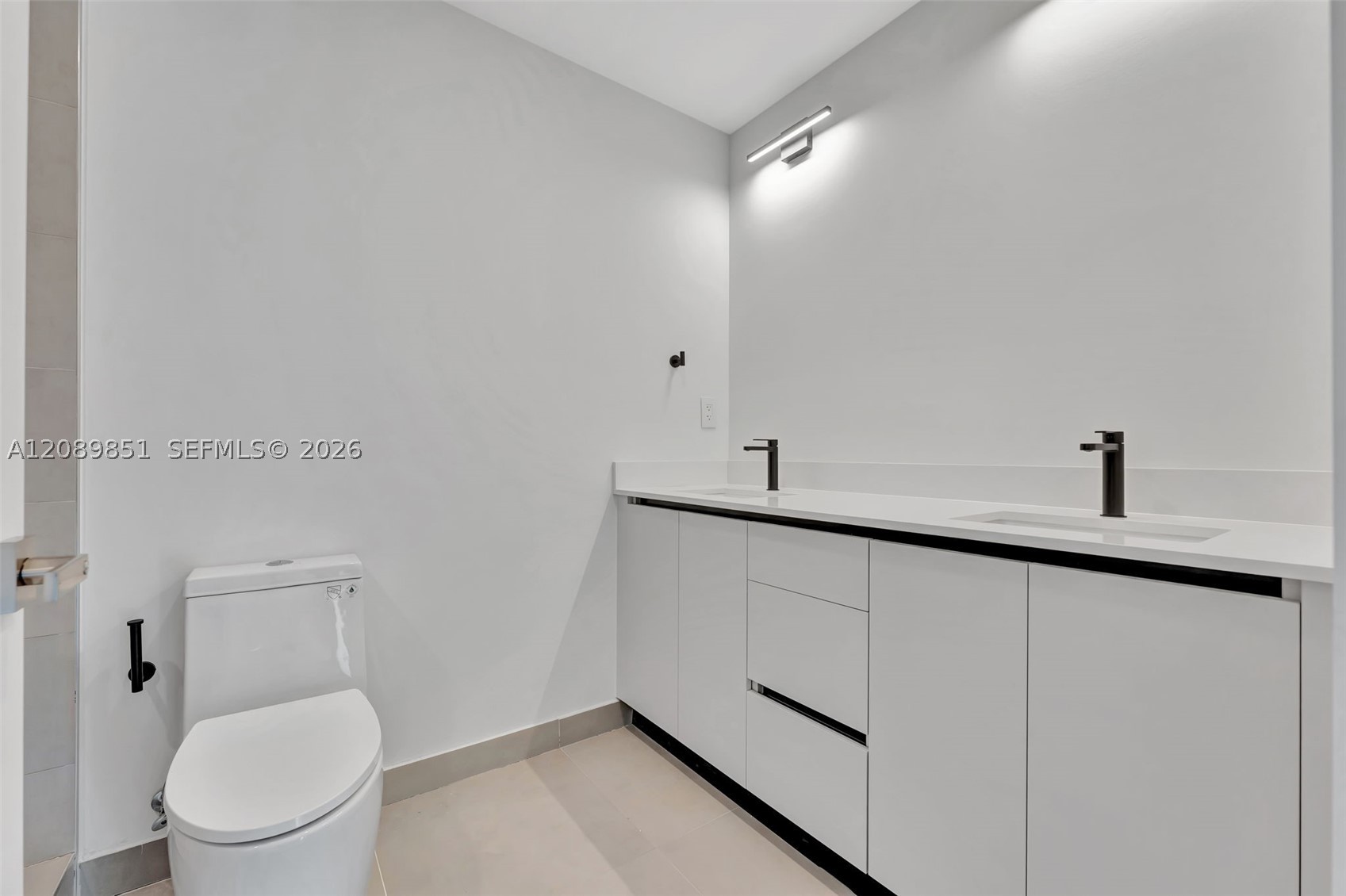 1533 NW 94th Way, Coral Springs FL 33071
