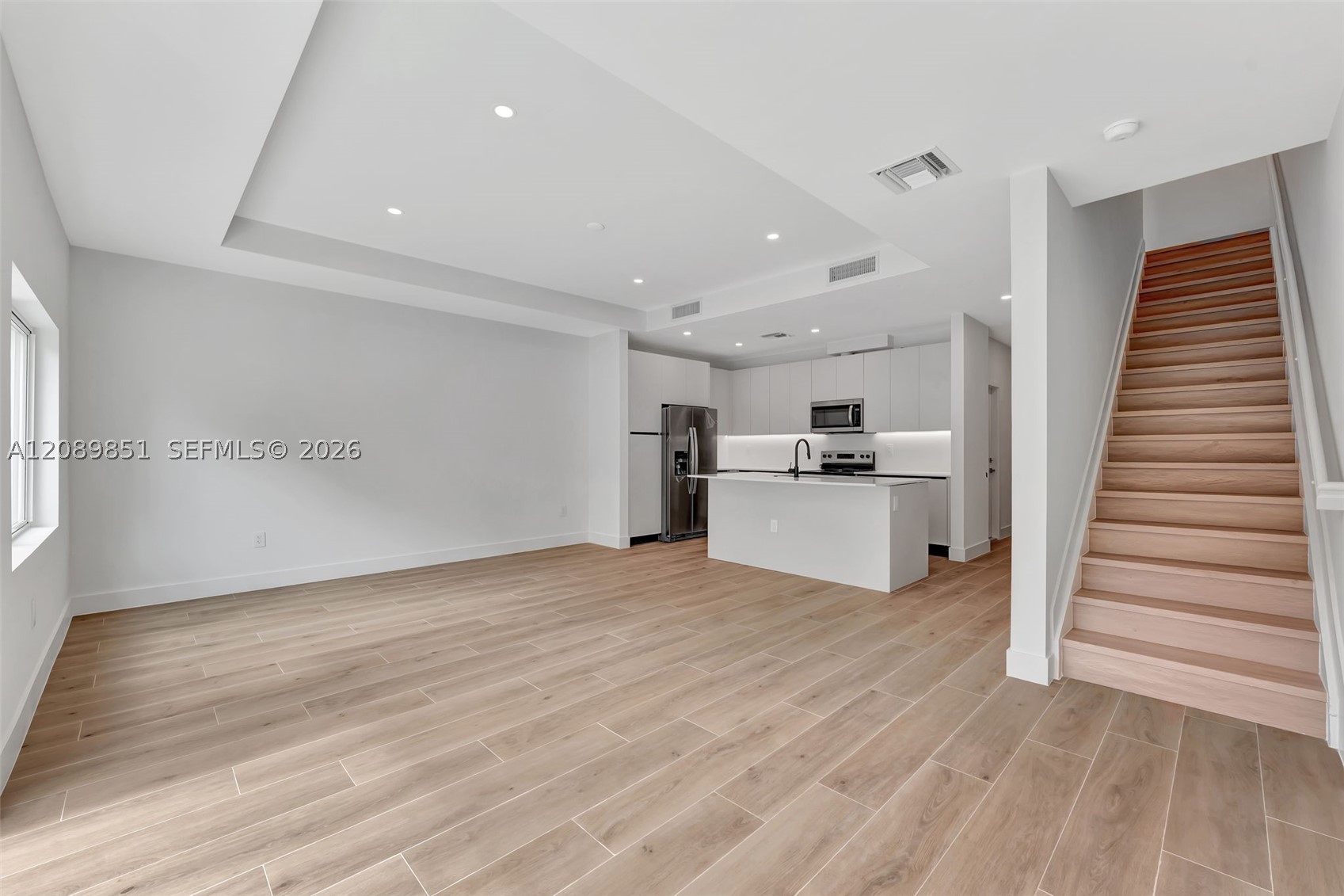1533 NW 94th Way, Coral Springs FL 33071