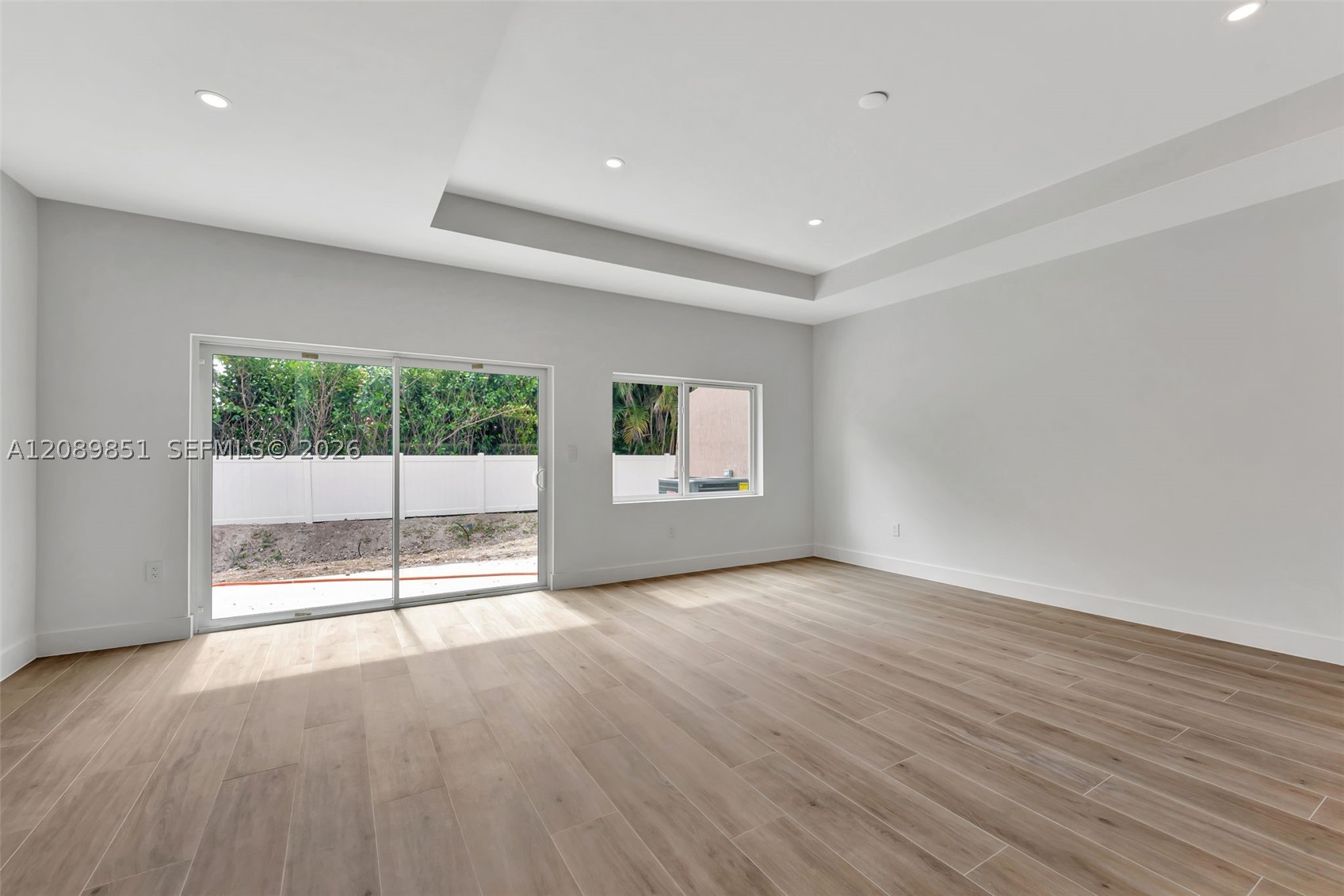 1533 NW 94th Way, Coral Springs FL 33071
