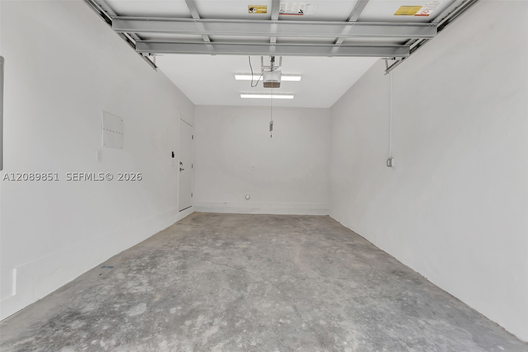 1533 NW 94th Way, Coral Springs FL 33071
