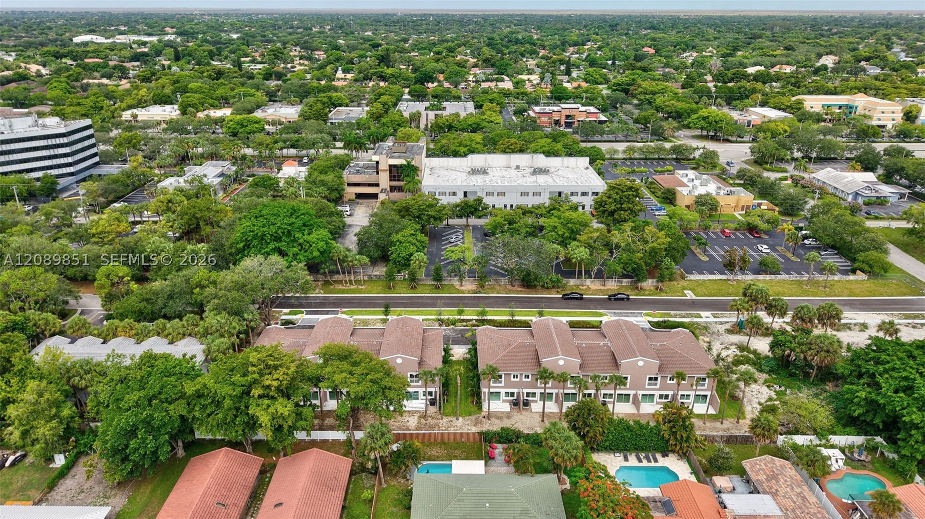 1533 NW 94th Way, Coral Springs FL 33071