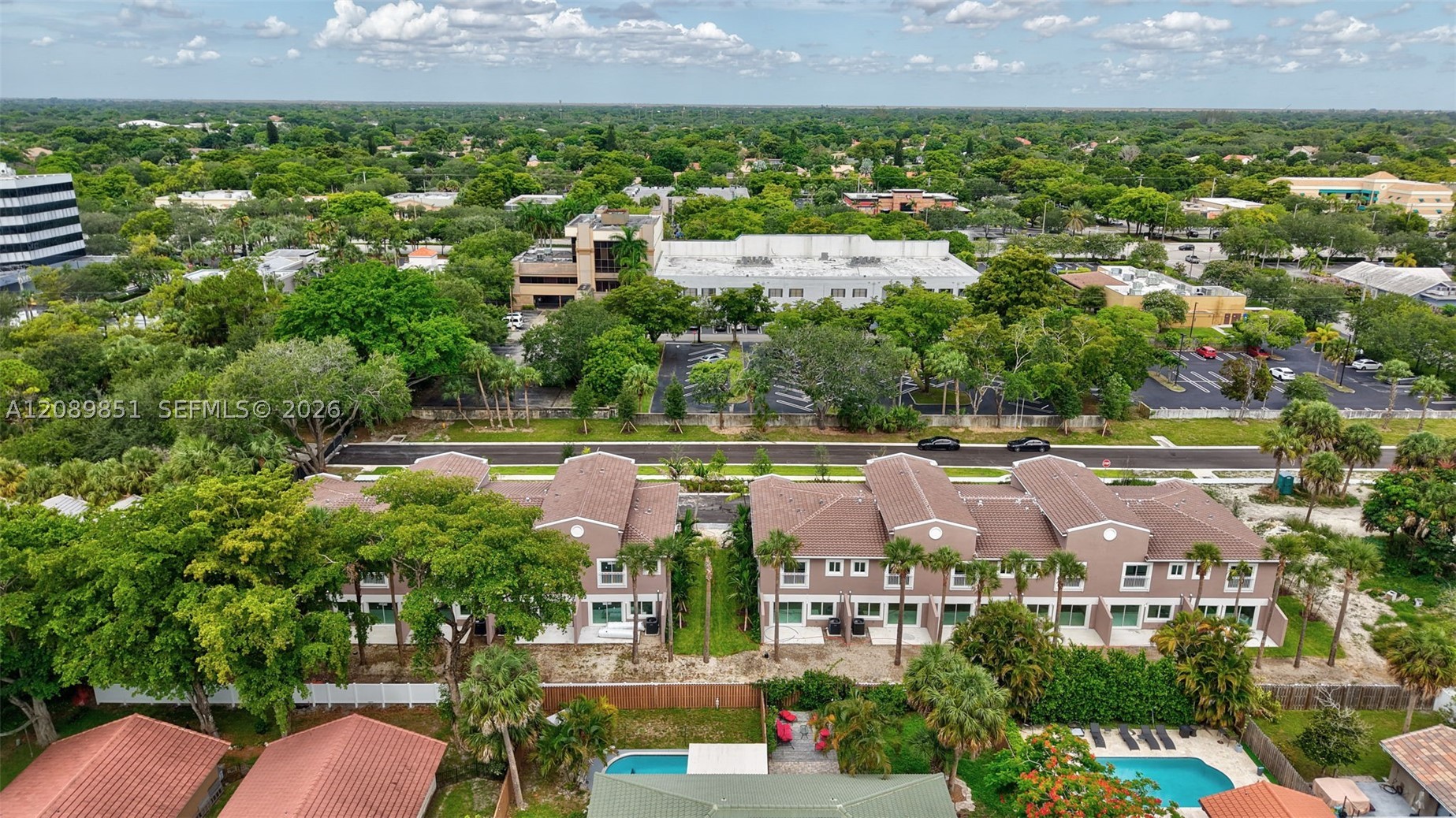 1533 NW 94th Way, Coral Springs FL 33071