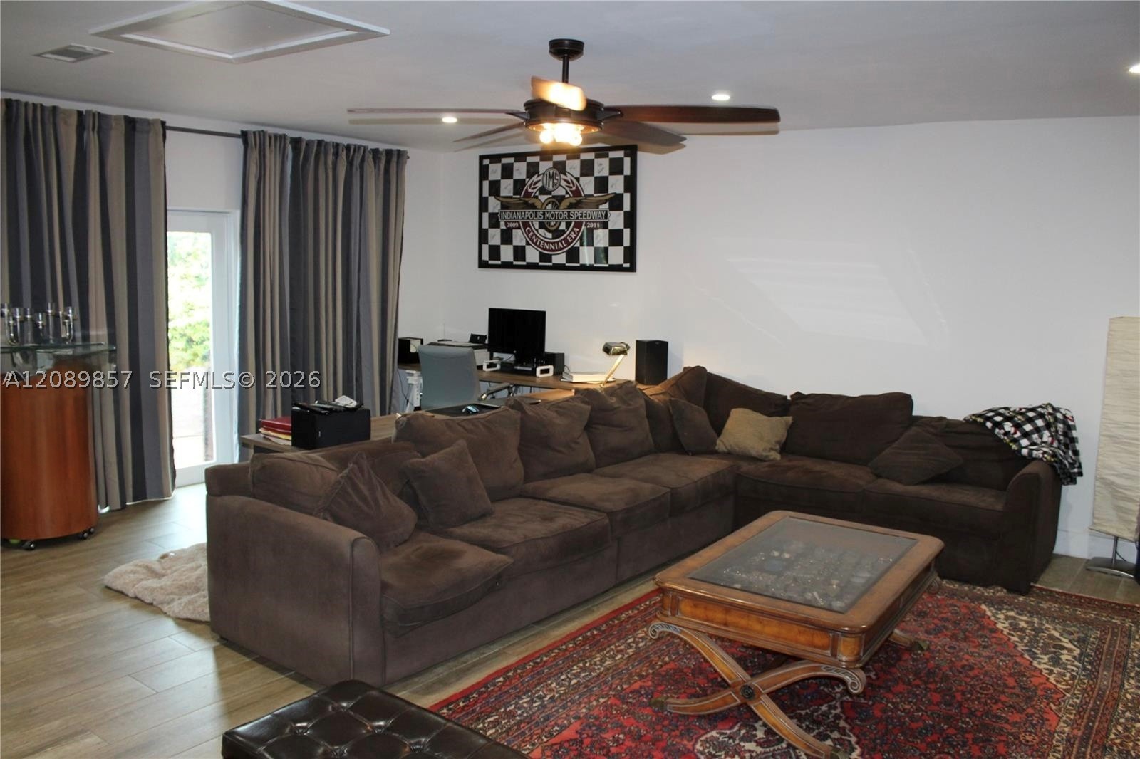 6121 NW 40th St, Virginia Gardens FL 33166