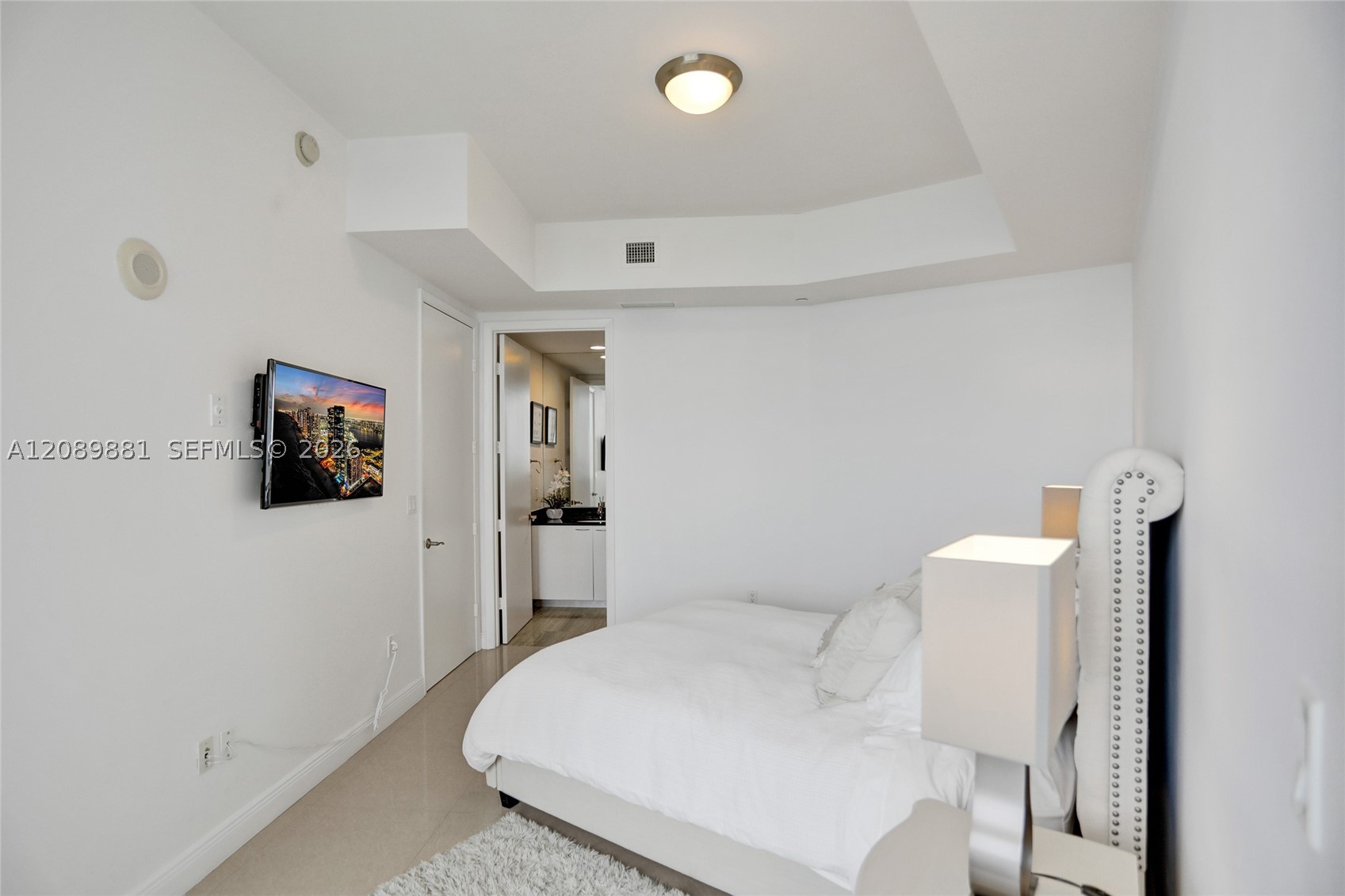 15901 Collins Ave #603, Sunny Isles Beach FL 33160