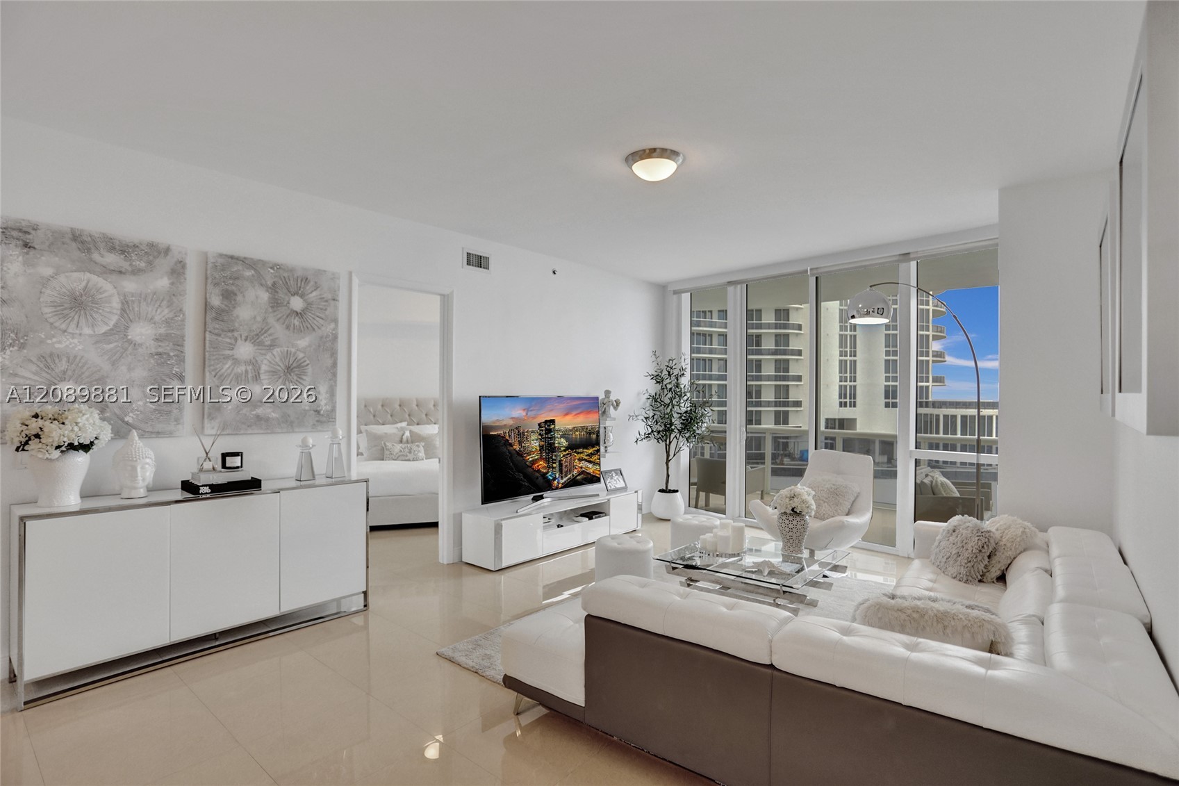 15901 Collins Ave #603, Sunny Isles Beach FL 33160