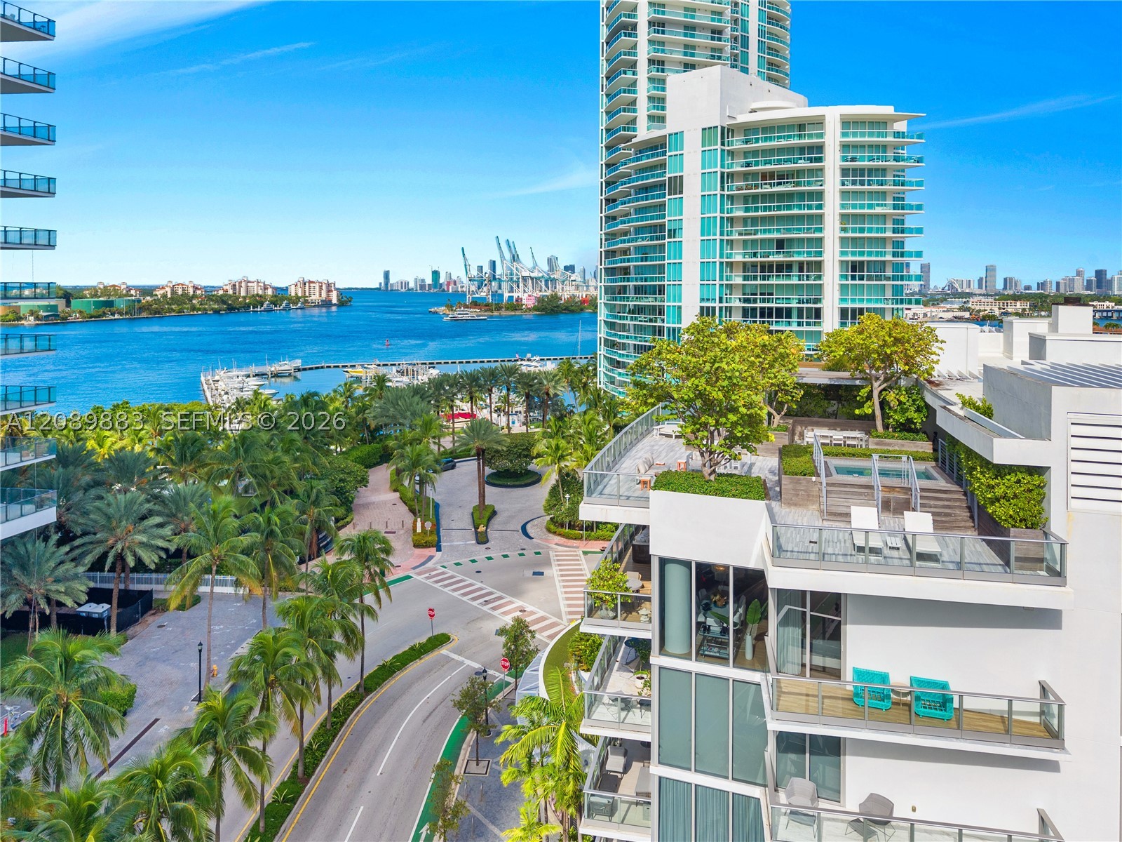 801 S Pointe Dr #PH 2, Miami Beach FL 33139